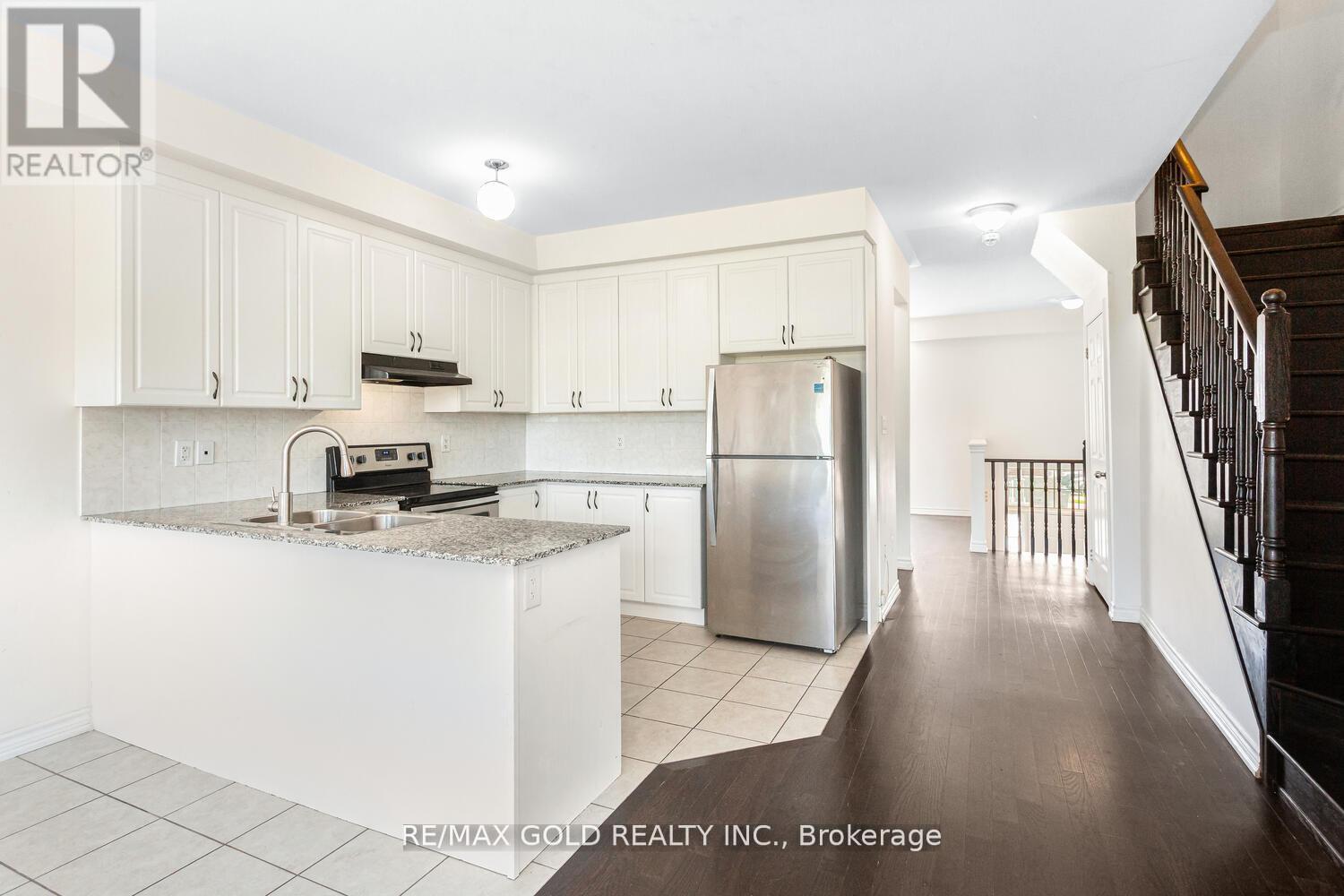 68 Agava Street, Brampton, Ontario  L9W 5B7 - Photo 12 - W12436184