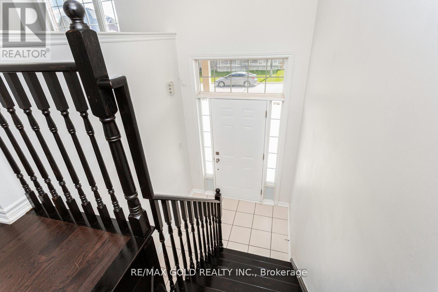 68 Agava Street, Brampton, Ontario  L9W 5B7 - Photo 3 - W12436184