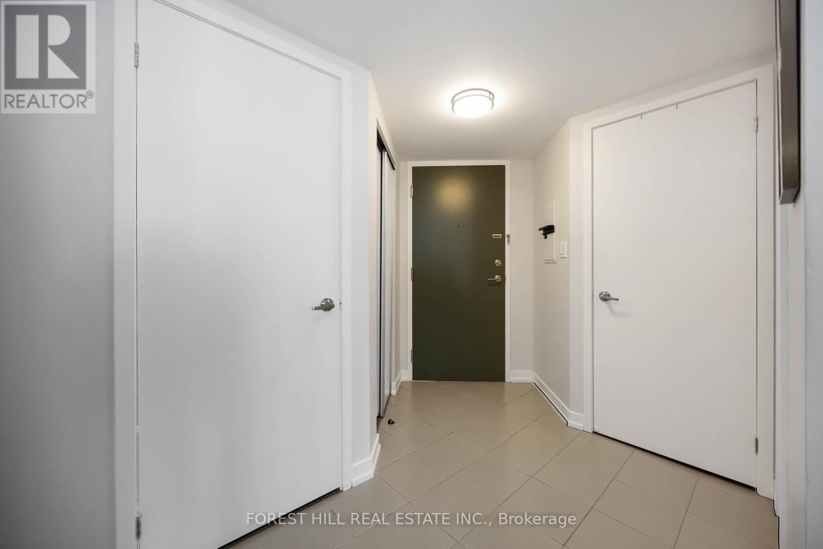 623 - 816 Lansdowne Avenue, Toronto, Ontario  M6H 4K6 - Photo 4 - W12436187