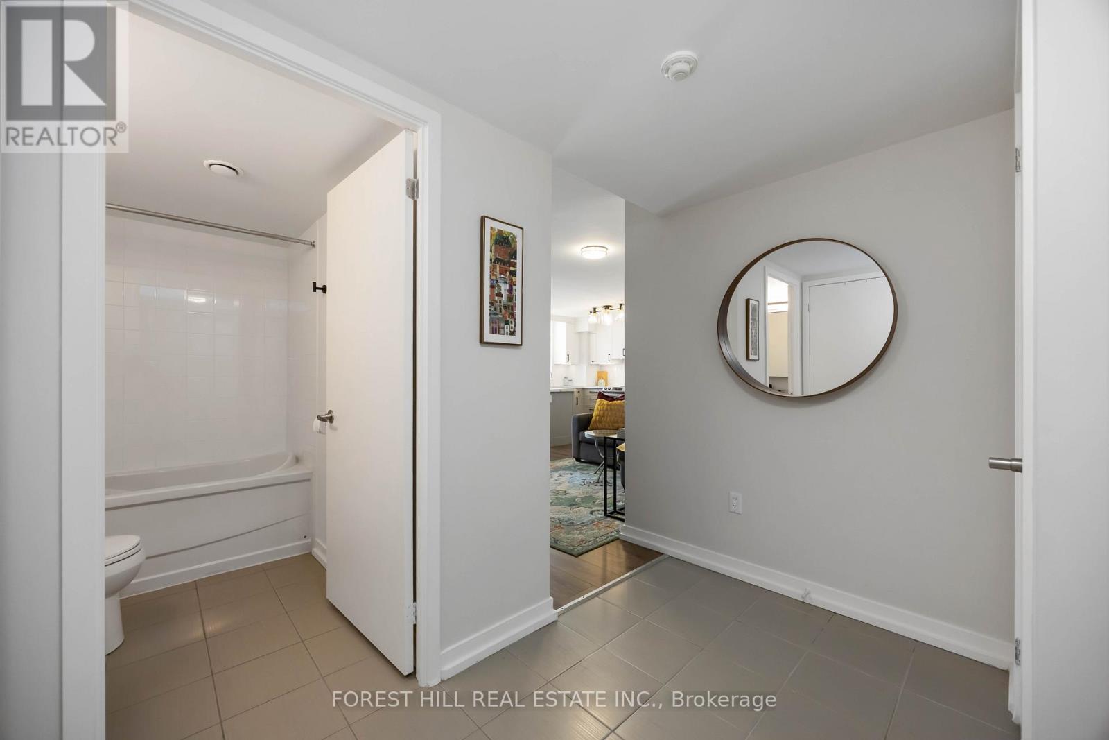623 - 816 Lansdowne Avenue, Toronto, Ontario  M6H 4K6 - Photo 5 - W12436187