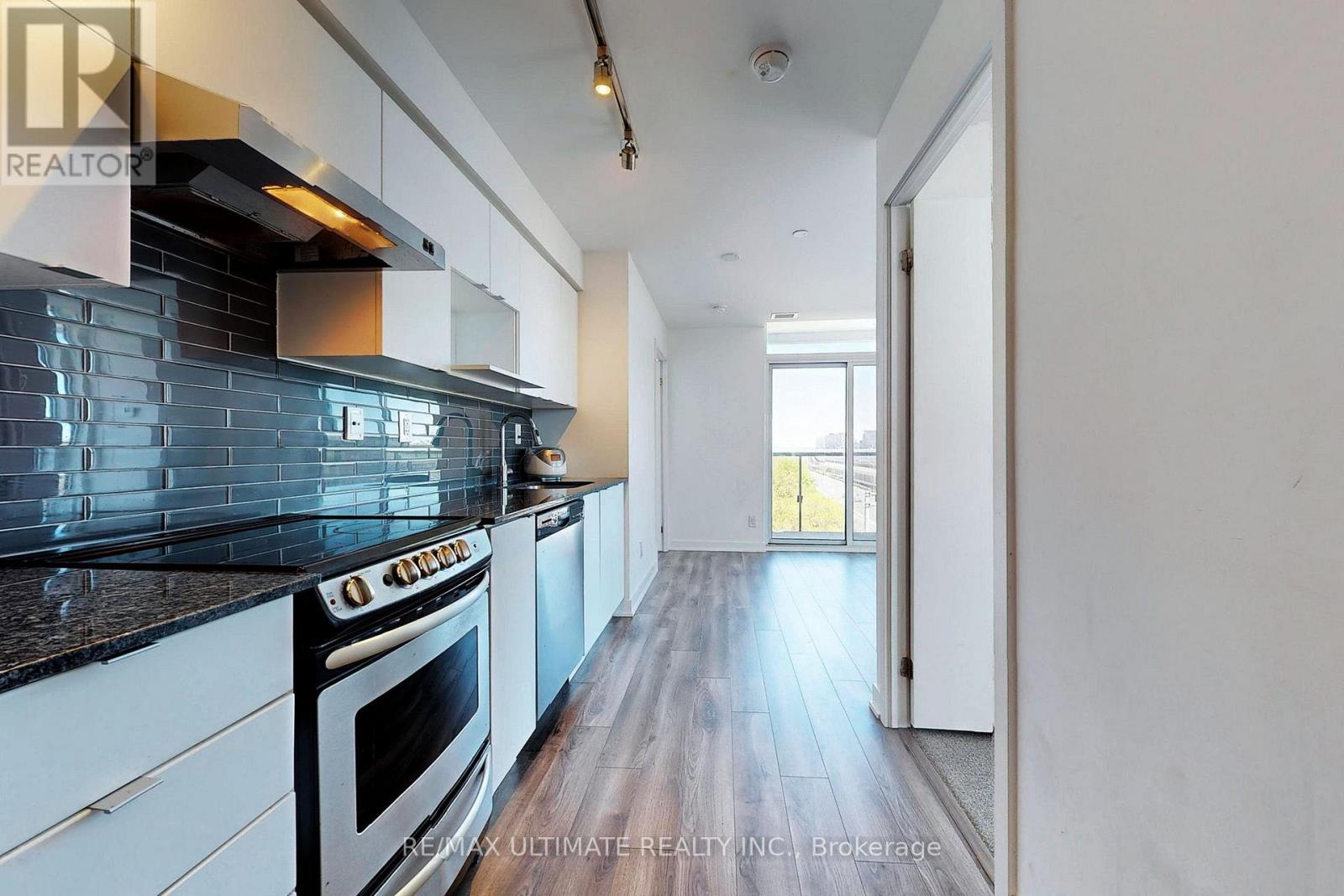 705 - 160 Flemington Road, Toronto, Ontario  M6A 0A9 - Photo 11 - W12436188