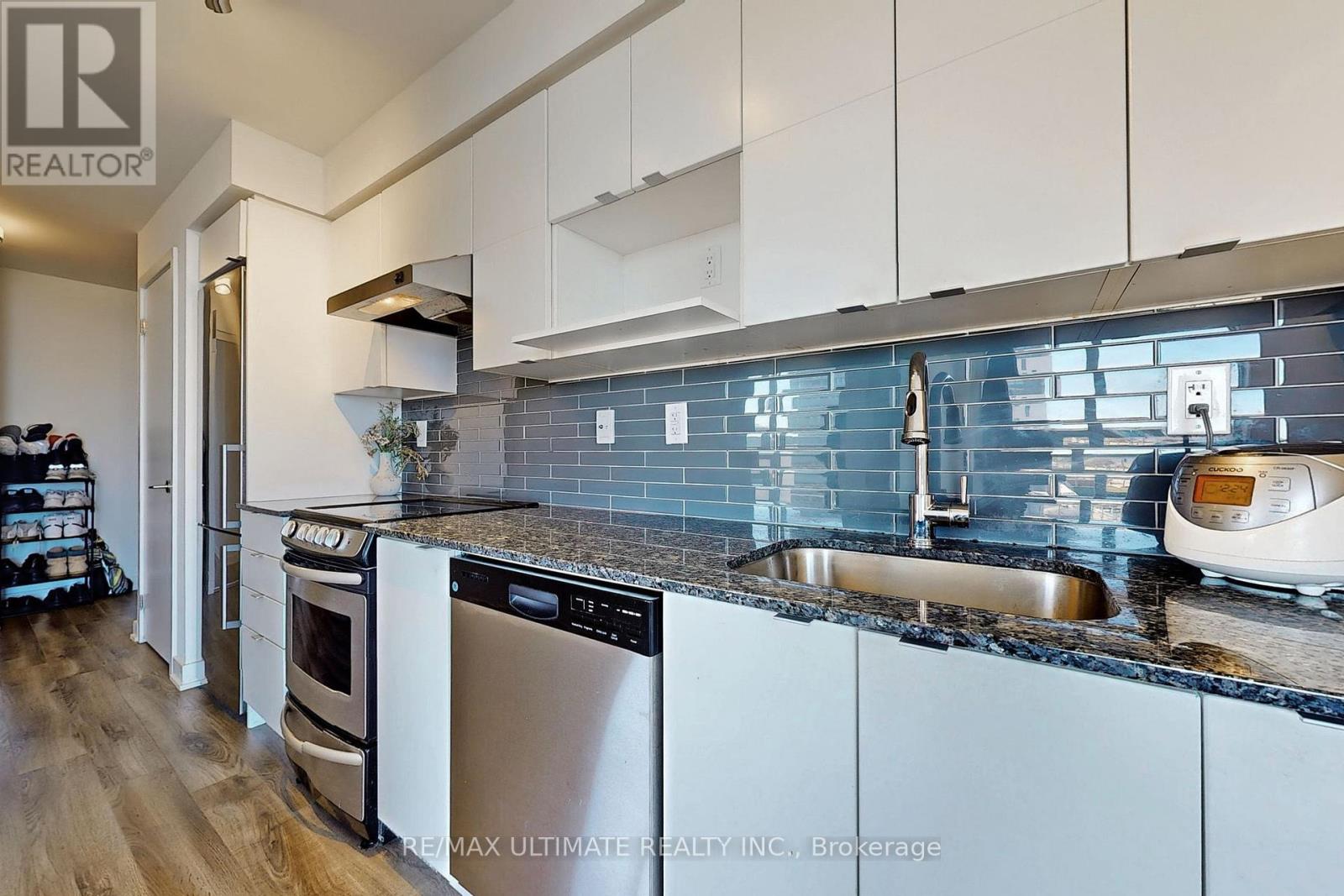 705 - 160 Flemington Road, Toronto, Ontario  M6A 0A9 - Photo 12 - W12436188