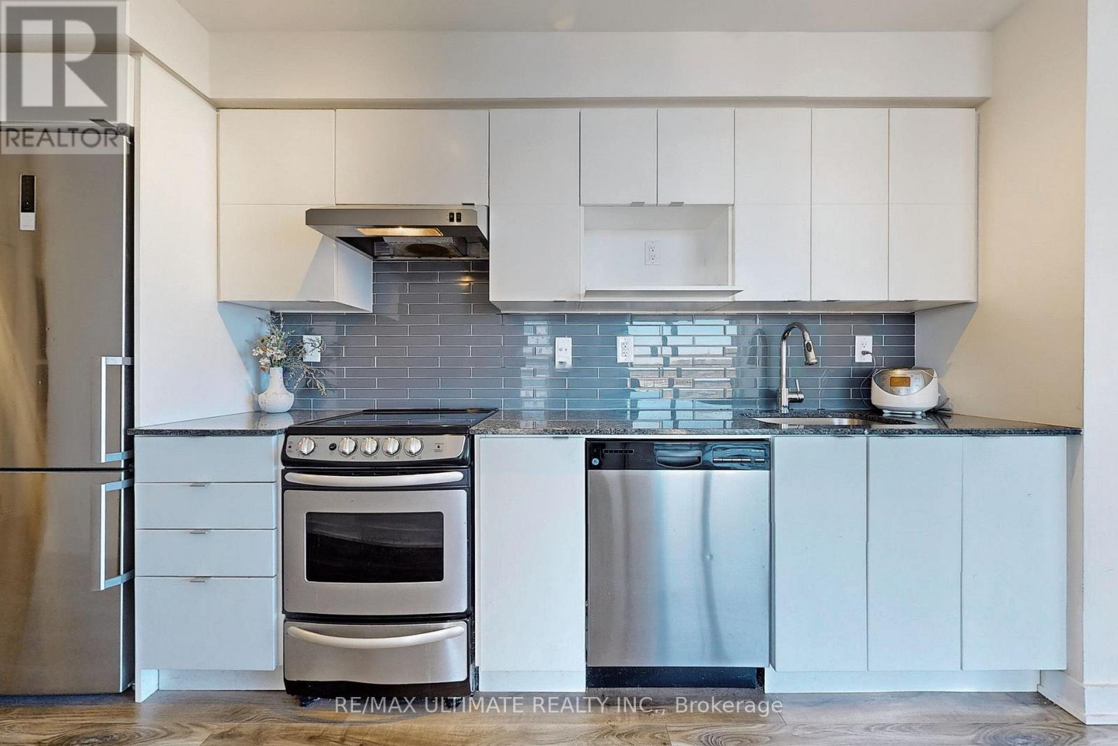 705 - 160 Flemington Road, Toronto, Ontario  M6A 0A9 - Photo 13 - W12436188