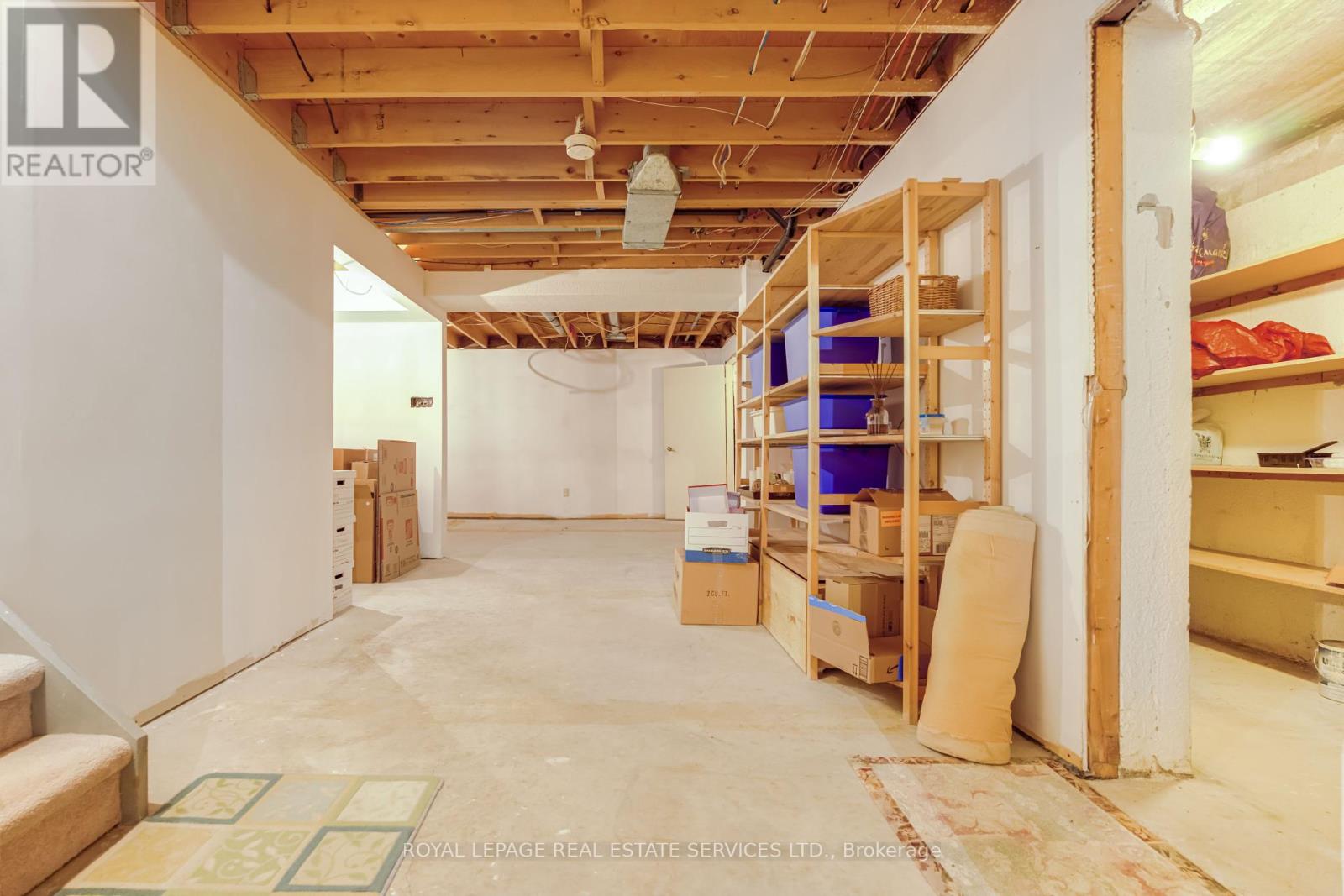 716 Cameron Court, Mississauga, Ontario  L5C 3B9 - Photo 27 - W12436194