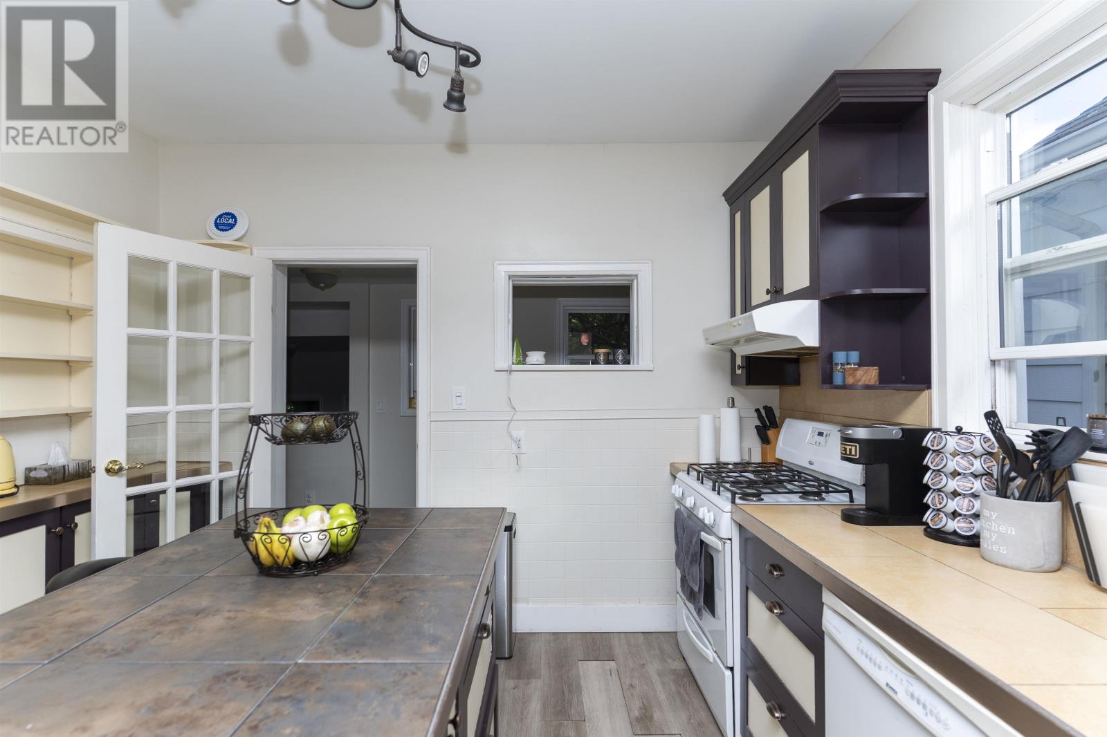 816 Mcmillan St, Thunder Bay, Ontario  P7C 3M1 - Photo 10 - TB253034