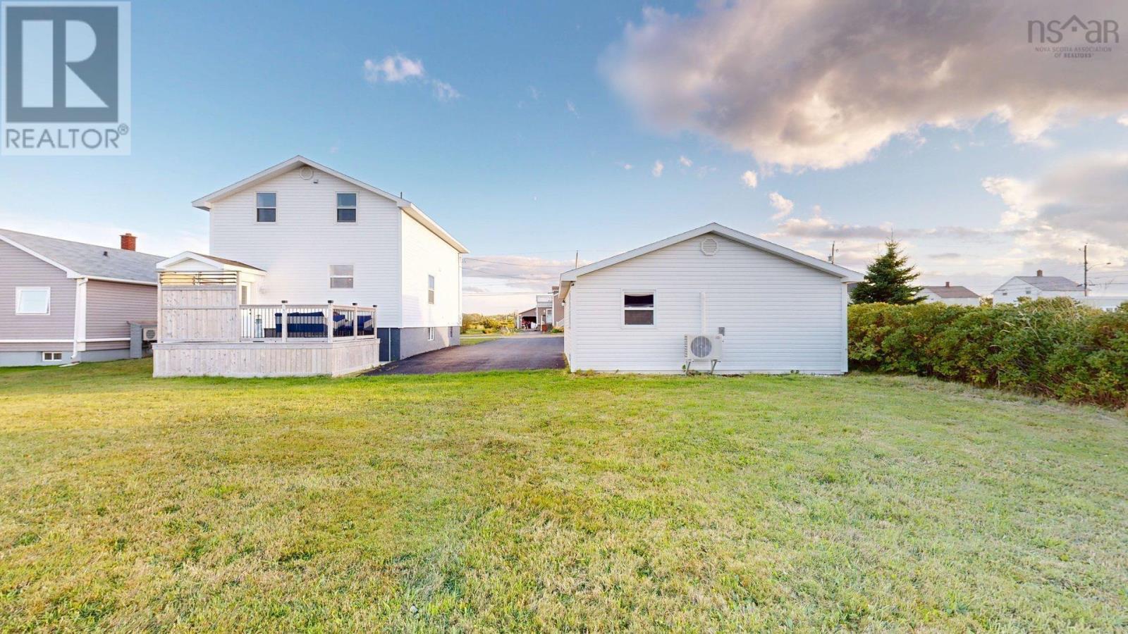 4 Cooling Street, Glace Bay, Nova Scotia  B1A 5R7 - Photo 2 - 202522192