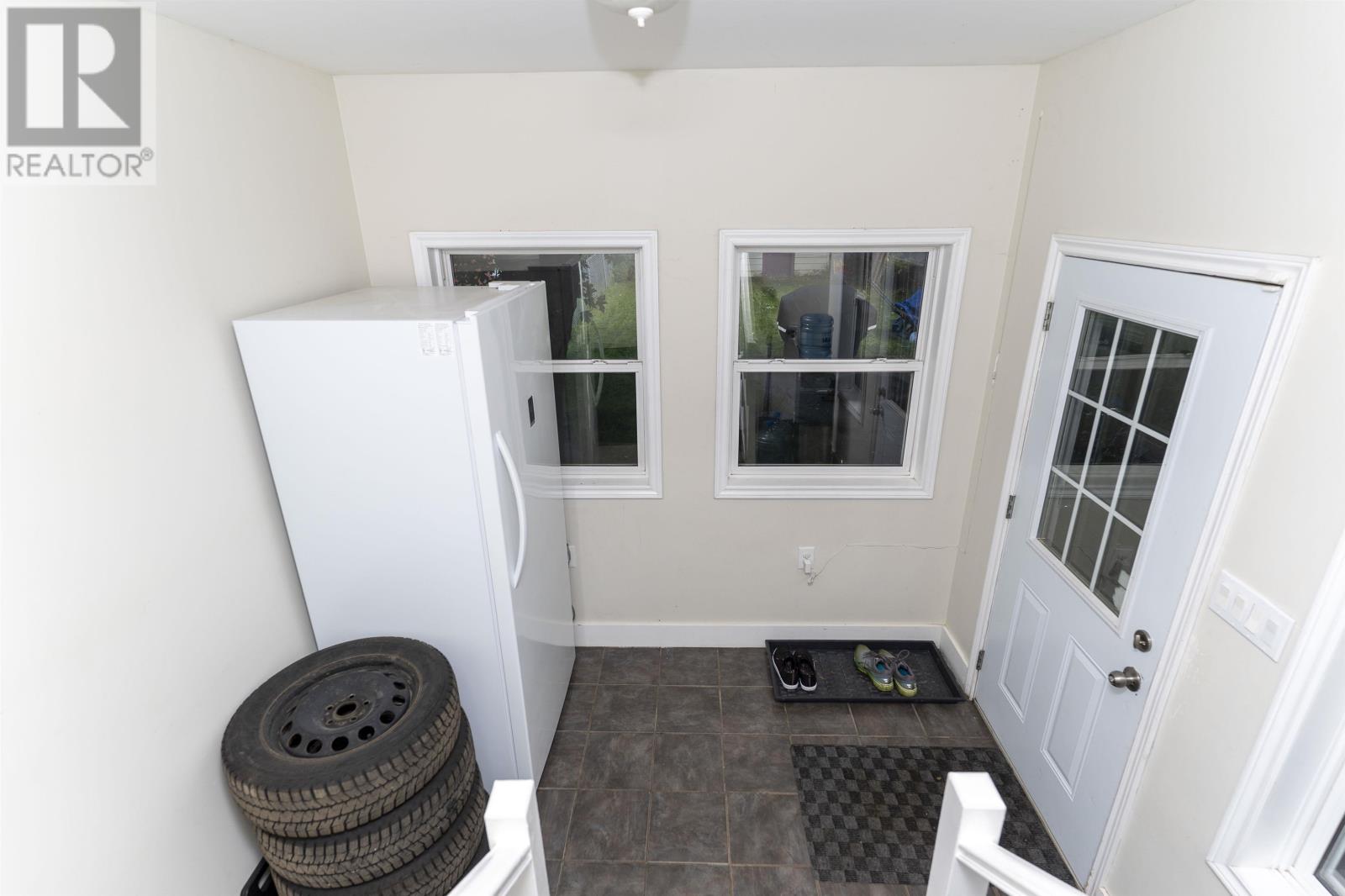 816 Mcmillan St, Thunder Bay, Ontario  P7C 3M1 - Photo 18 - TB253034