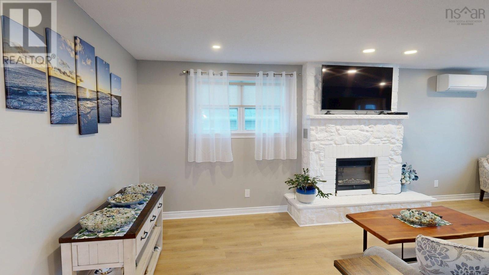 4 Cooling Street, Glace Bay, Nova Scotia  B1A 5R7 - Photo 11 - 202522192