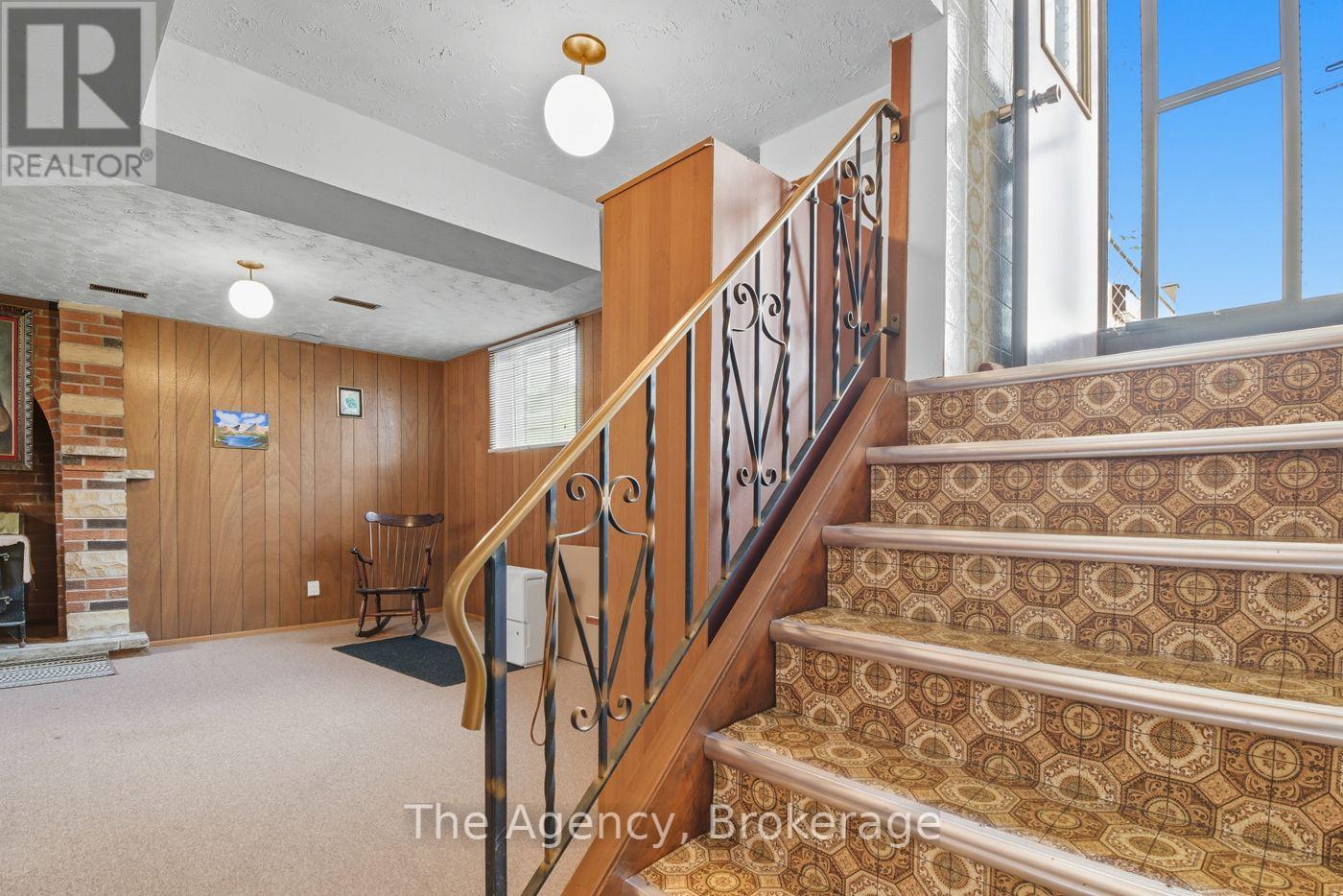 96 Elizabeth Street, Port Colborne (Killaly East), Ontario  L3K 2B8 - Photo 19 - X12436221
