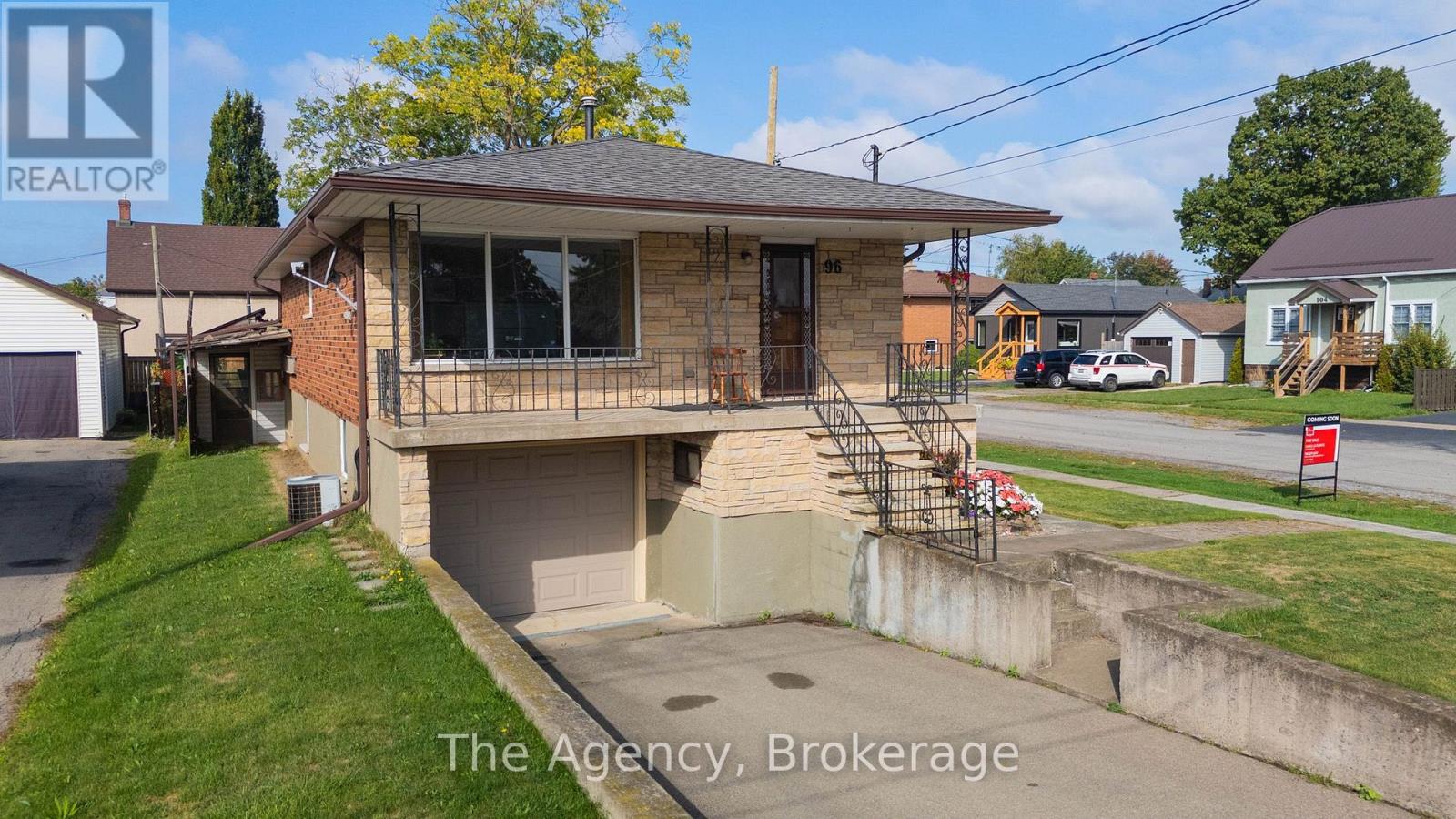96 Elizabeth Street, Port Colborne (Killaly East), Ontario  L3K 2B8 - Photo 2 - X12436221