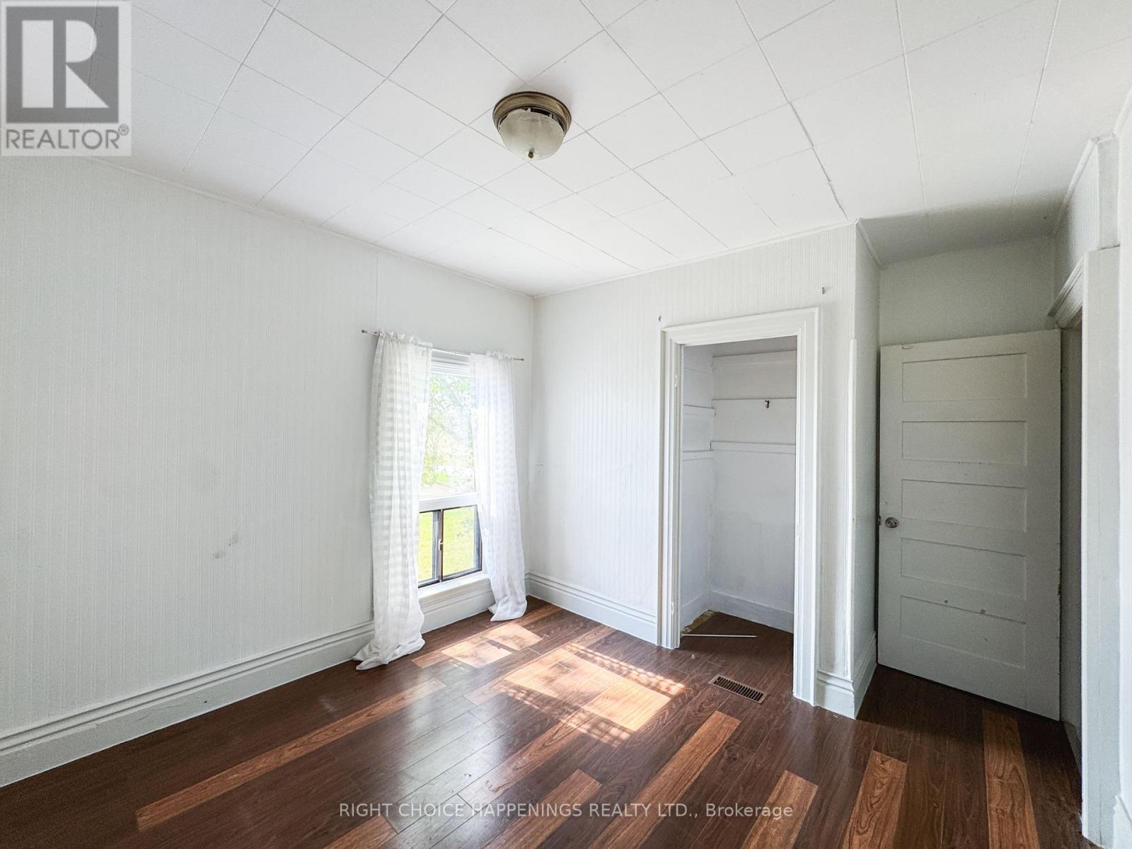1937 Brookfield Road, Port Colborne (Bethel), Ontario  L3K 5V3 - Photo 12 - X12436246