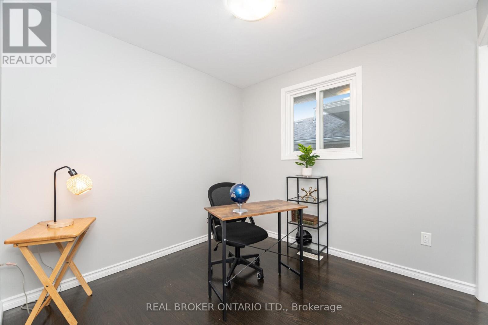 66 Gainsborough Road, Hamilton, Ontario  L8E 1E1 - Photo 21 - X12436140