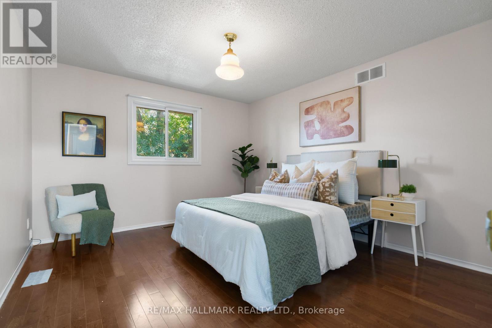 6 Youngman Drive, Guelph (Kortright West), Ontario  N1G 4H2 - Photo 27 - X12436172