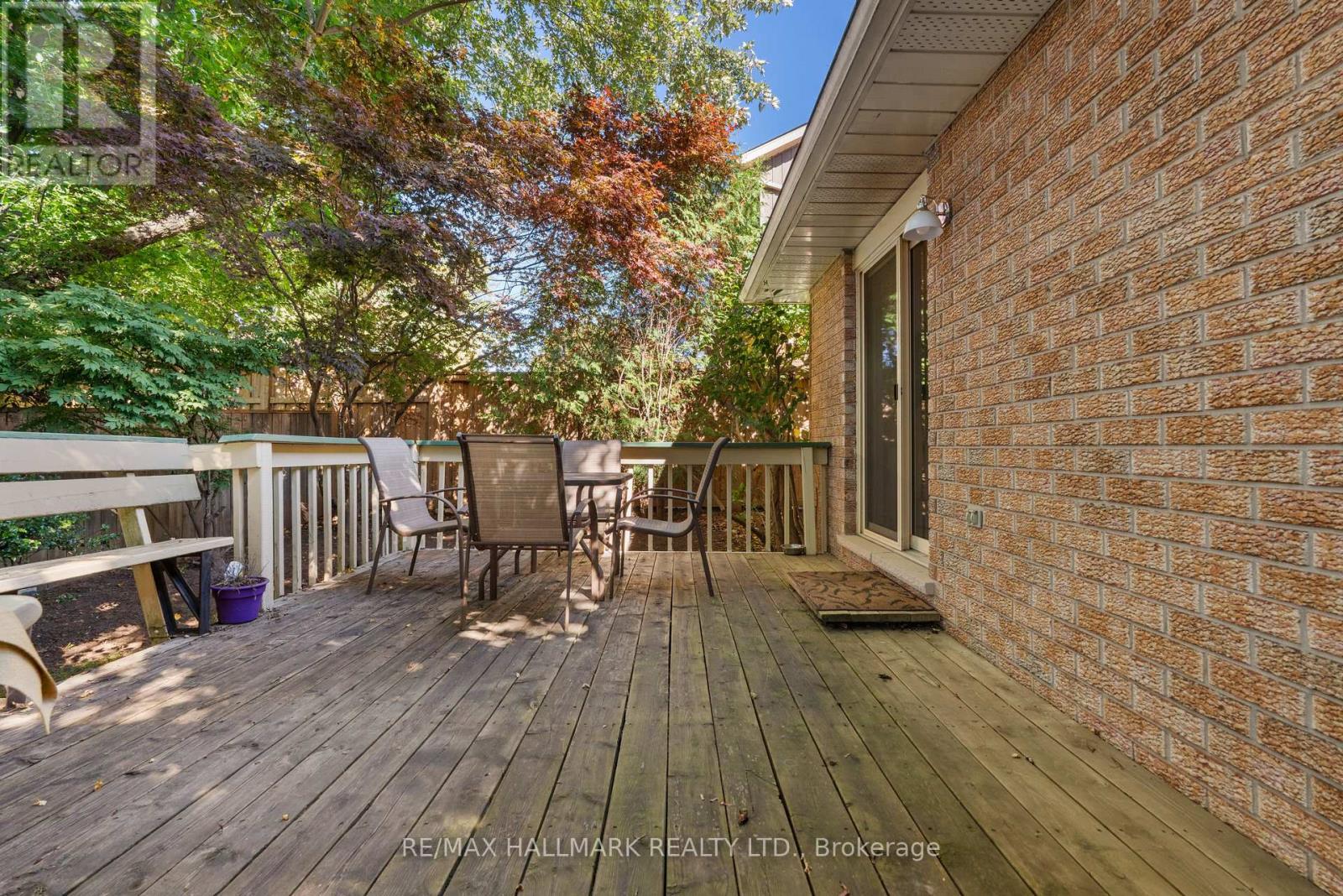 6 Youngman Drive, Guelph (Kortright West), Ontario  N1G 4H2 - Photo 34 - X12436172