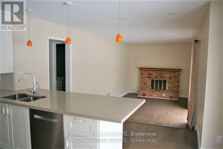 619 Millgrove Side Road, Hamilton, Ontario  L9H 5E2 - Photo 9 - X12436190