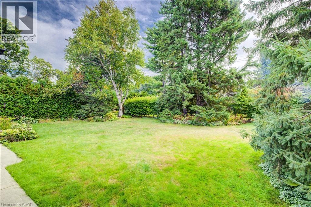 646 Iroquois Avenue, Ancaster, Ontario  L9G 3B4 - Photo 22 - 40771436