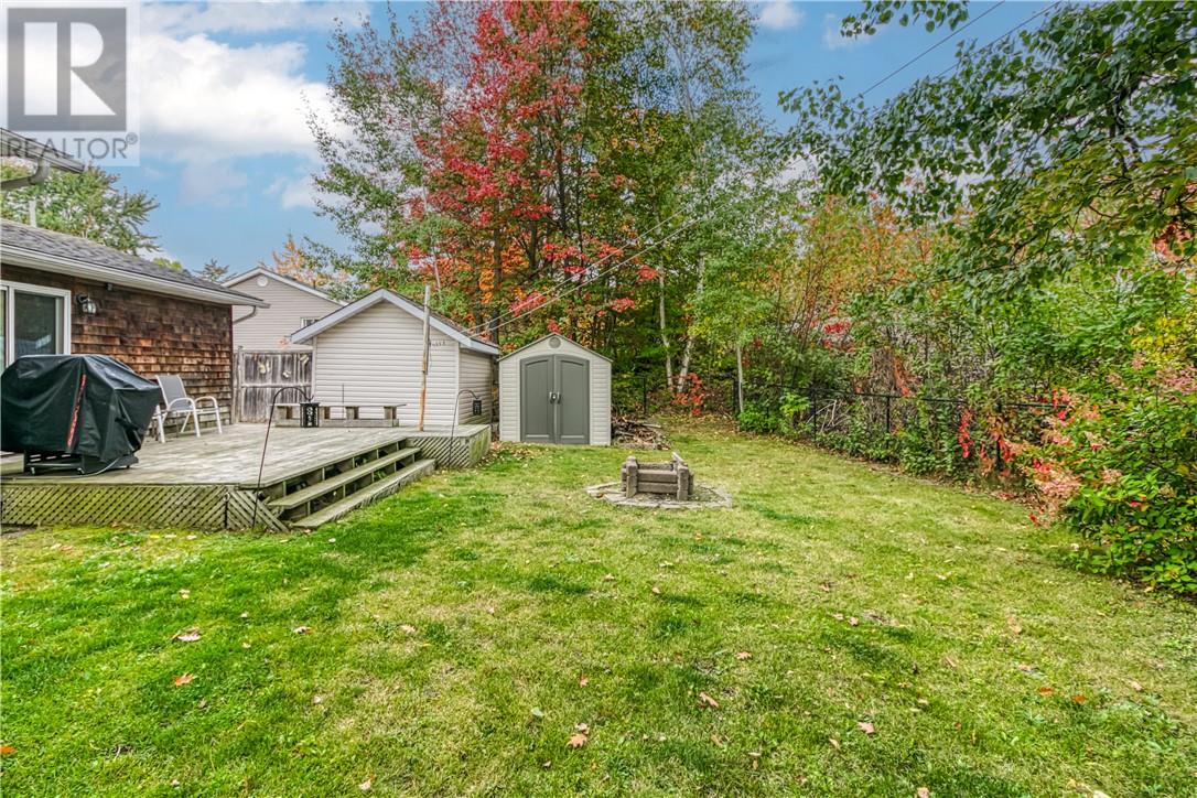 1126 Lakeshore Drive, Greater Sudbury, Ontario  P3B 1E4 - Photo 19 - 2124997