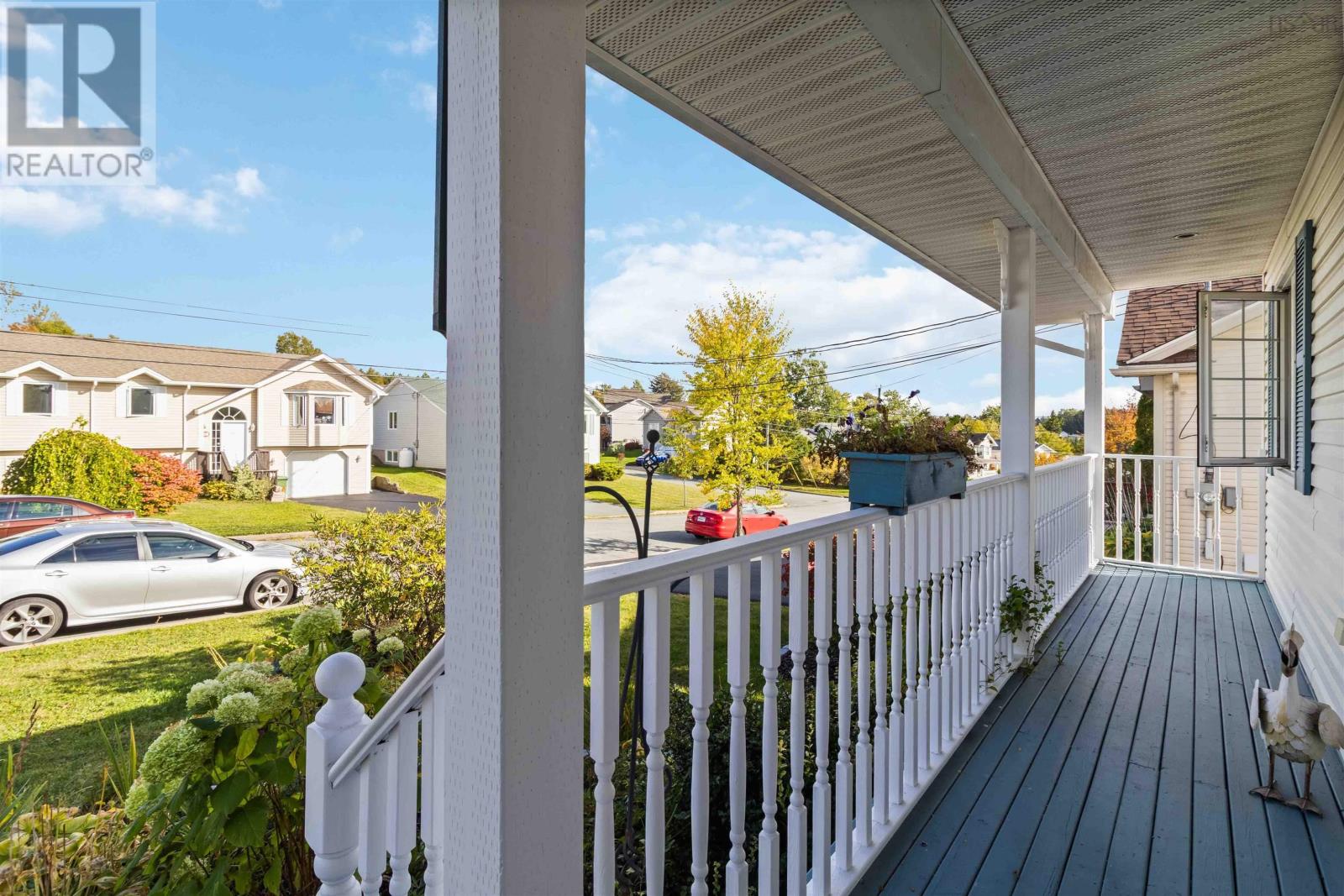 Property at 62 Bucheron Crescent image 4