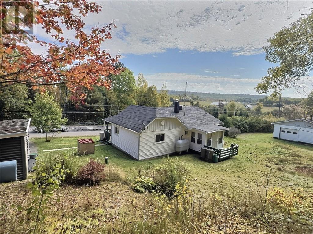1690 Vermillion Lake Road, Chelmsford, Ontario  P0M 1L0 - Photo 2 - 2124944
