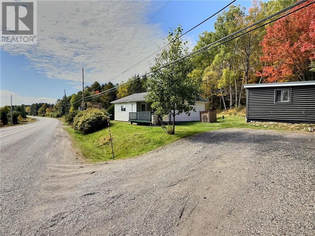 1690 Vermillion Lake Road, Chelmsford, Ontario  P0M 1L0 - Photo 4 - 2124944