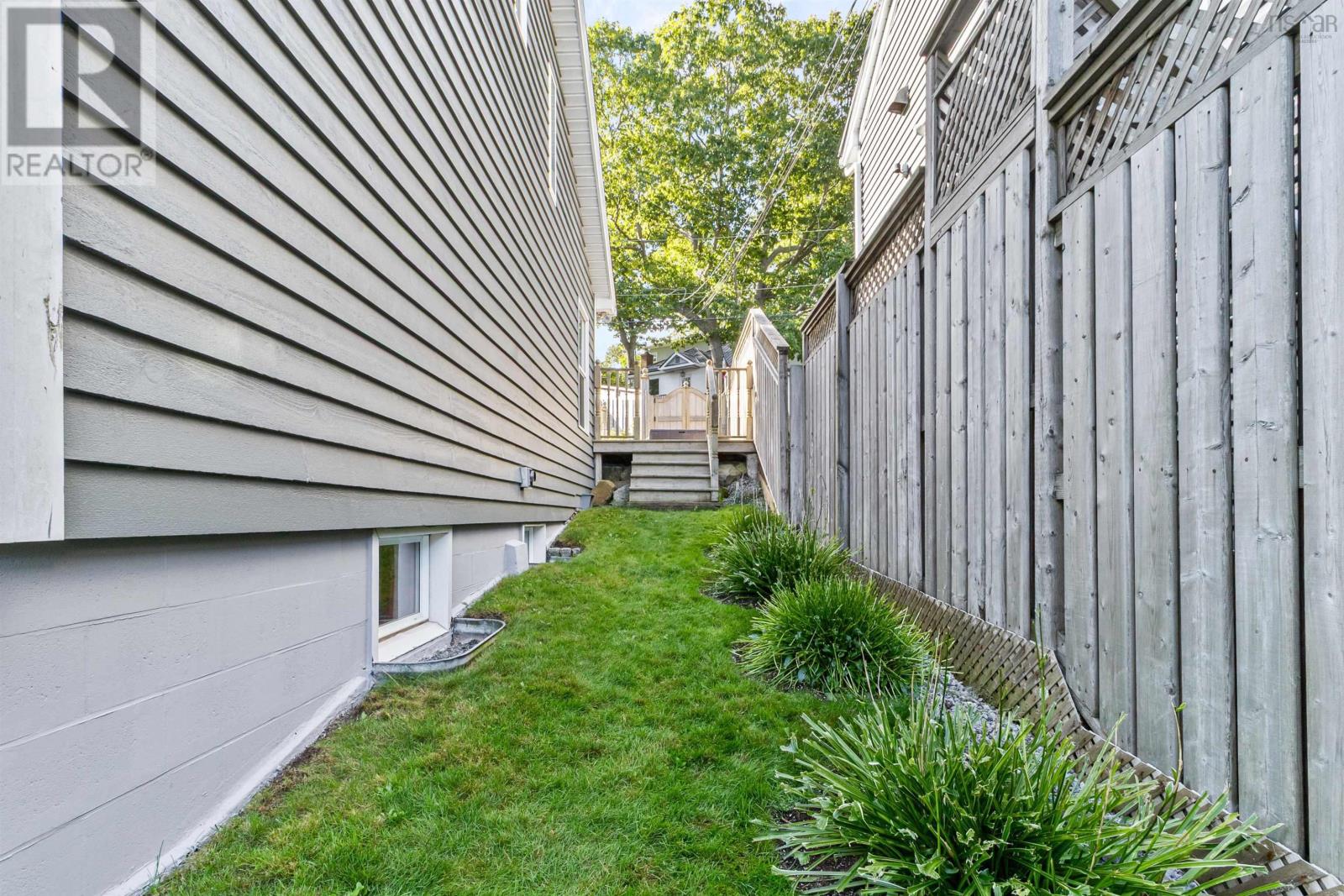 12 Acorn Road, Halifax, Nova Scotia  B3P 1G8 - Photo 36 - 202524683