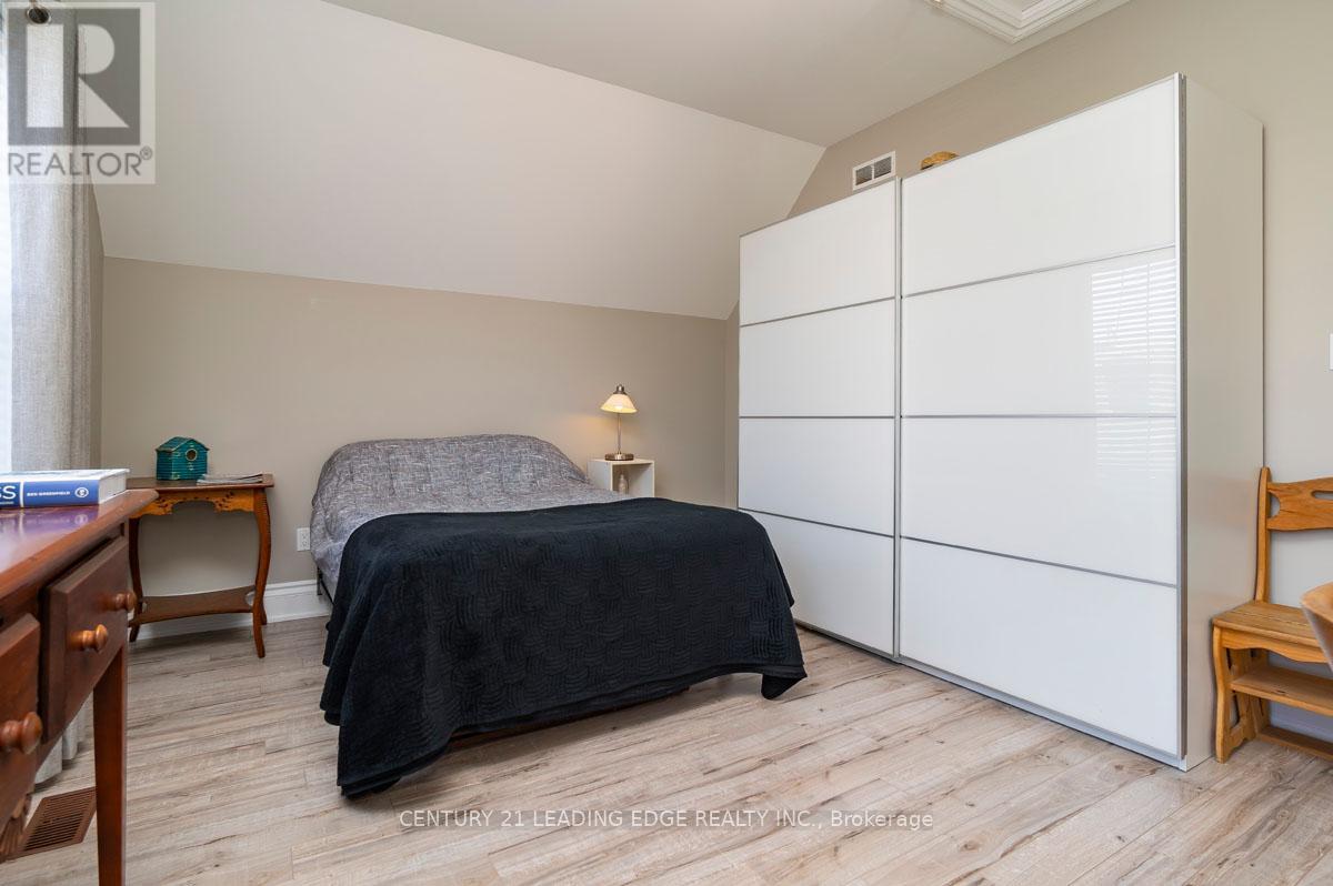 6391 Main Street, Whitchurch-Stouffville, Ontario  L4A 1G4 - Photo 18 - N12423695