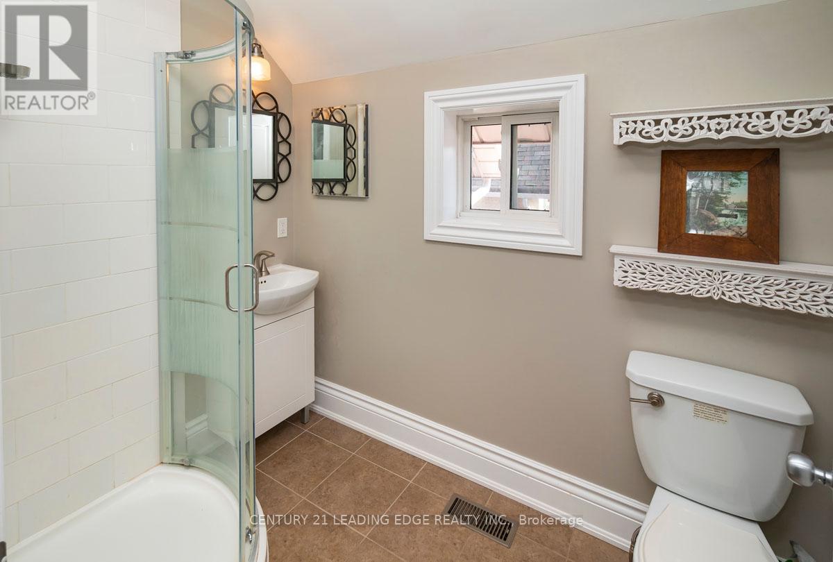 6391 Main Street, Whitchurch-Stouffville, Ontario  L4A 1G4 - Photo 19 - N12423695