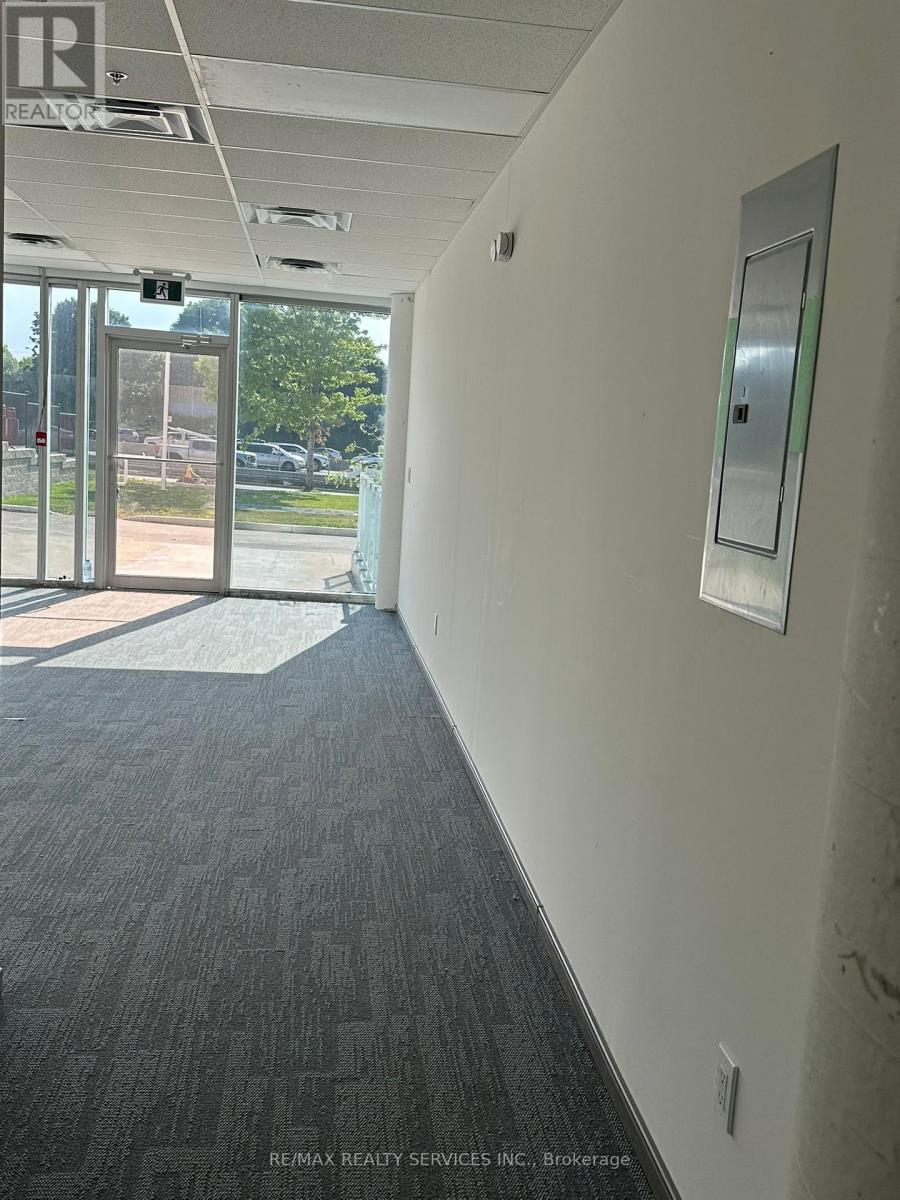 104 - 105 Gordon Baker Road, Toronto, Ontario  M2H 3P8 - Photo 10 - C12276264