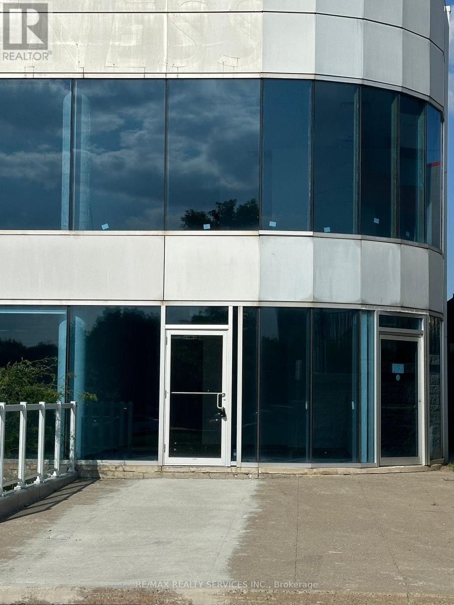 104 - 105 Gordon Baker Road, Toronto, Ontario  M2H 3P8 - Photo 3 - C12276264