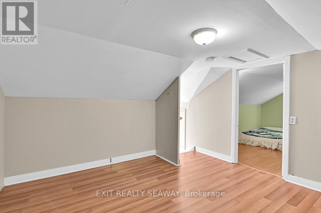 1315 Cumberland Street, Cornwall, Ontario  K6J 4K8 - Photo 15 - X12436281