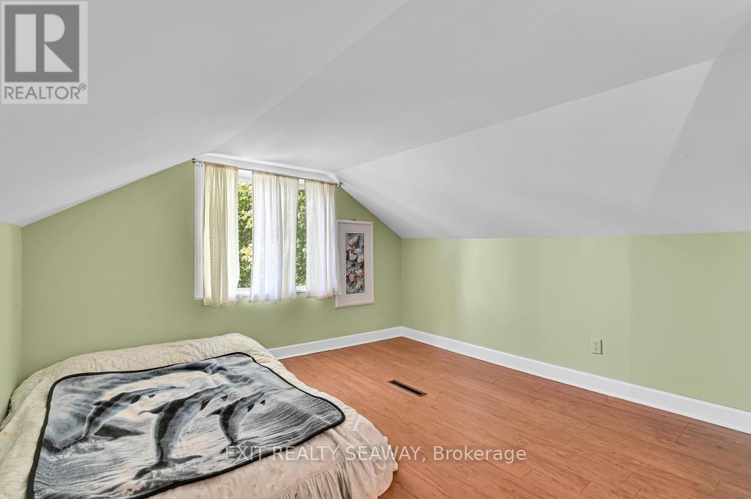 1315 Cumberland Street, Cornwall, Ontario  K6J 4K8 - Photo 17 - X12436281