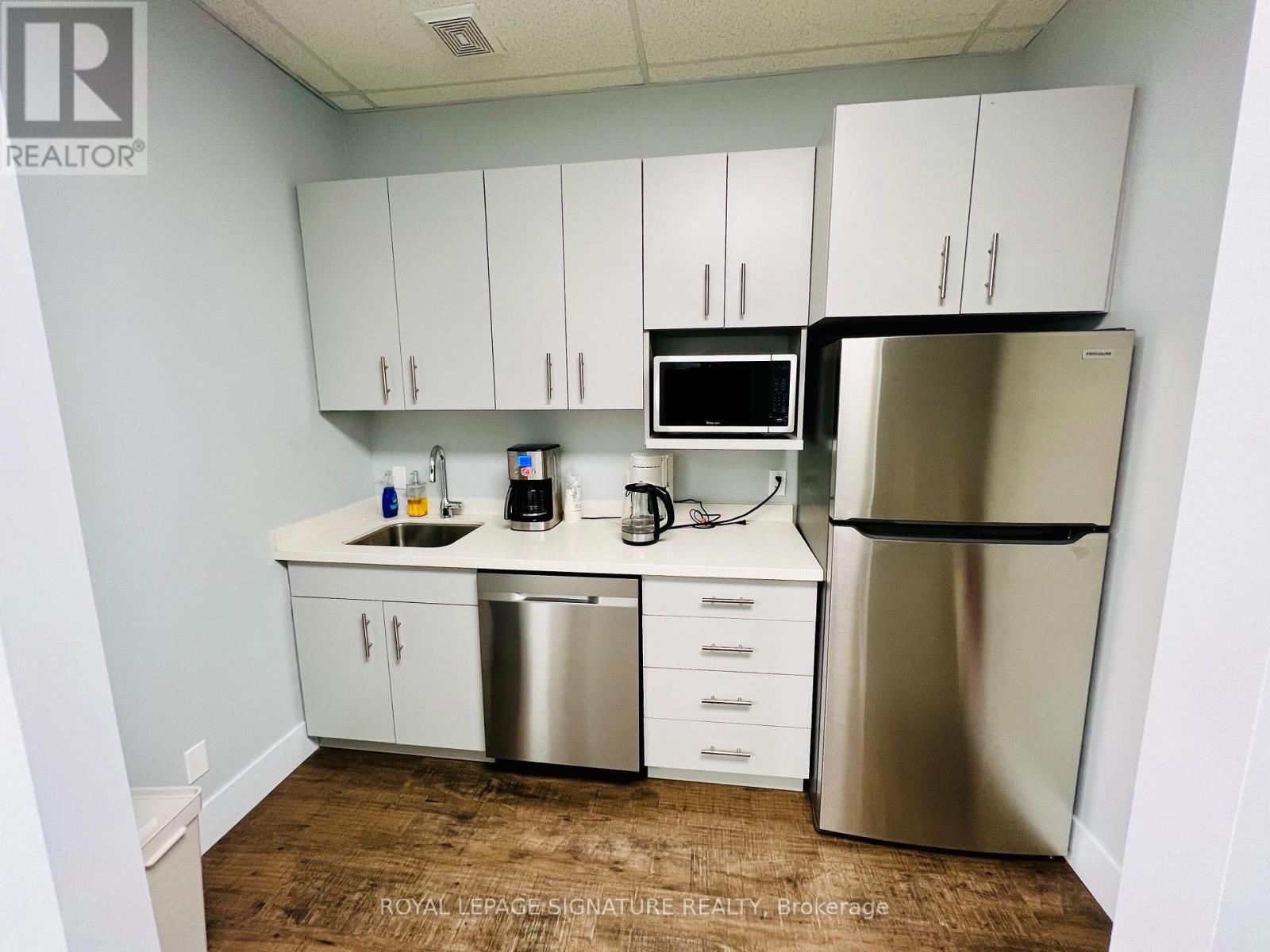 15u #2 - 951 Wilson Avenue, Toronto, Ontario  M3K 2A7 - Photo 5 - W12425611