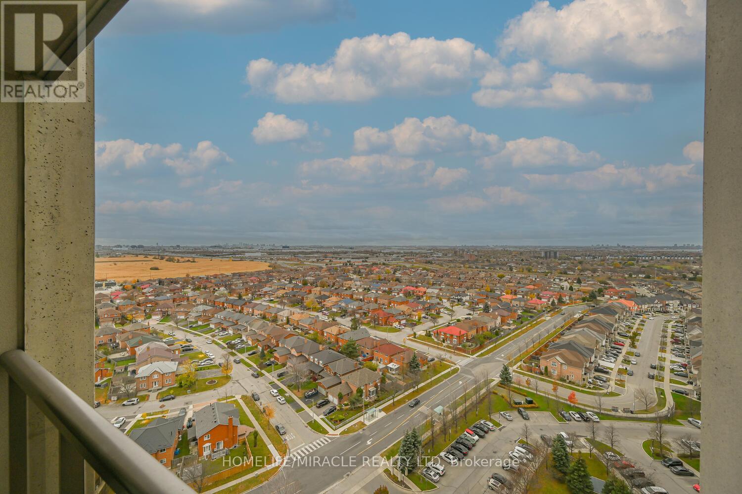 2220 - 700 Humberwood Boulevard, Toronto, Ontario  M9W 7J4 - Photo 17 - W12431145