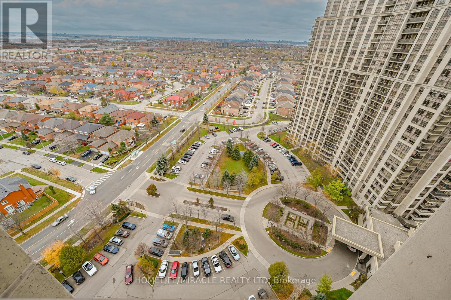 2220 - 700 Humberwood Boulevard, Toronto, Ontario  M9W 7J4 - Photo 18 - W12431145