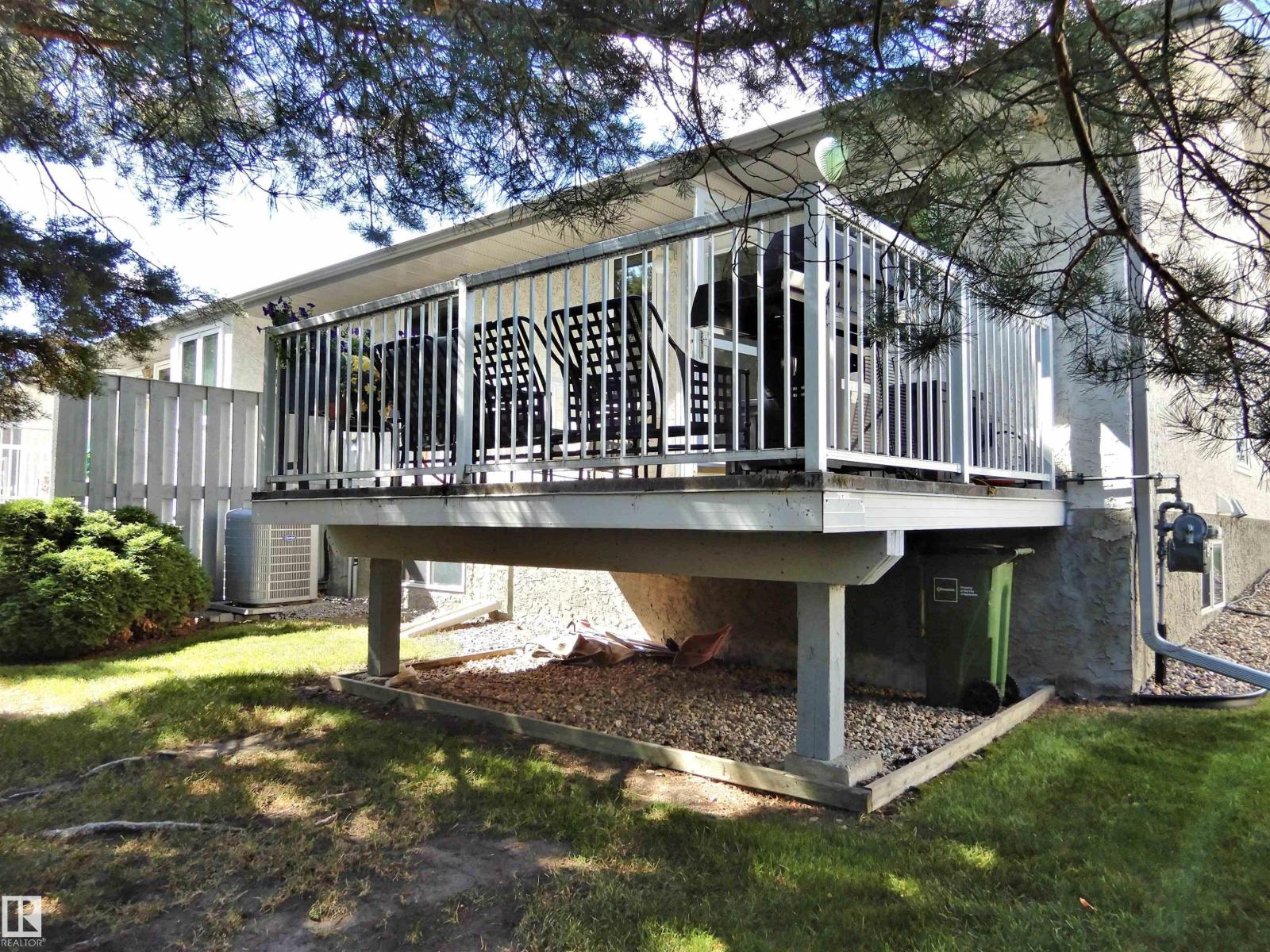 6530 158 Av Nw, Edmonton, Alberta  T5Y 2S7 - Photo 3 - E4459612