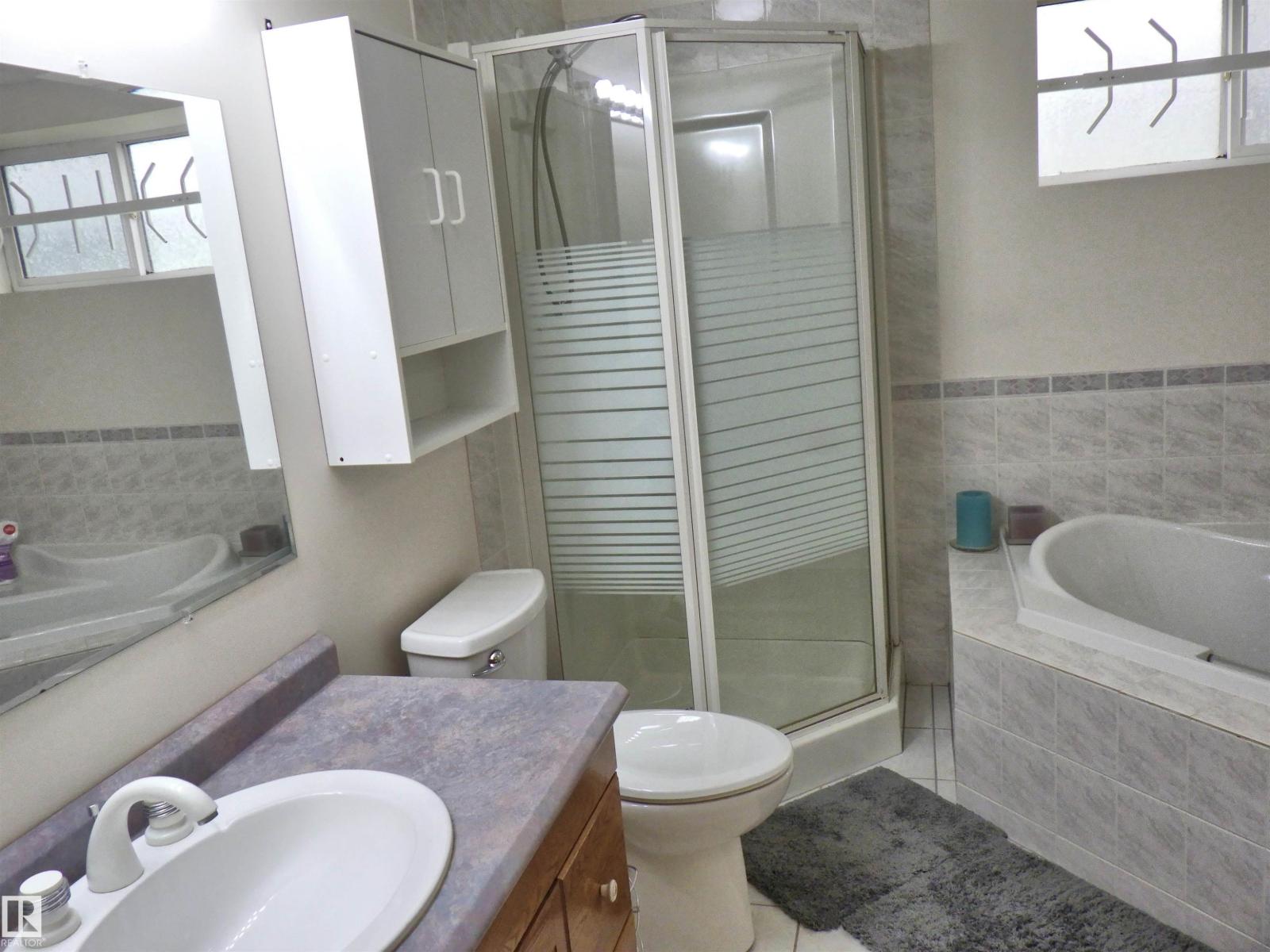 6530 158 Av Nw, Edmonton, Alberta  T5Y 2S7 - Photo 21 - E4459612