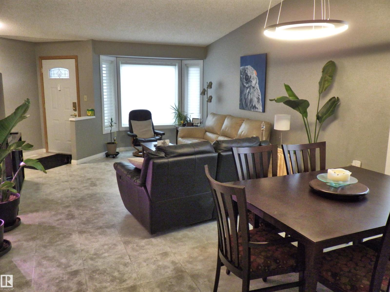 6530 158 Av Nw, Edmonton, Alberta  T5Y 2S7 - Photo 8 - E4459612