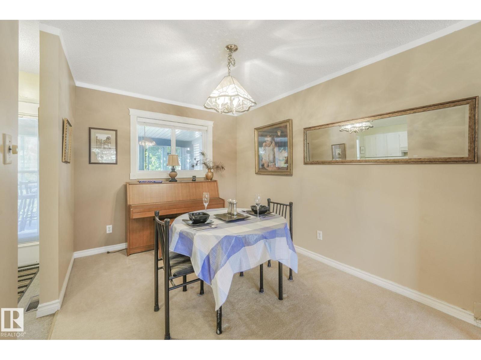4312 86 St Nw Nw, Edmonton, Alberta  T6K 1A8 - Photo 9 - E4460168