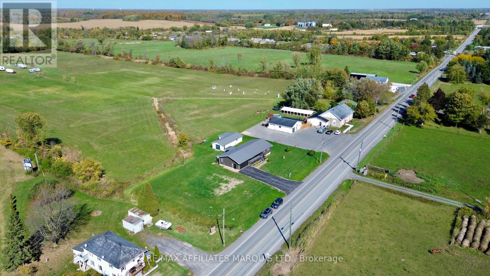 16925 Cornwall Centre Road, South Stormont, Ontario  K6H 5R7 - Photo 35 - X12436379