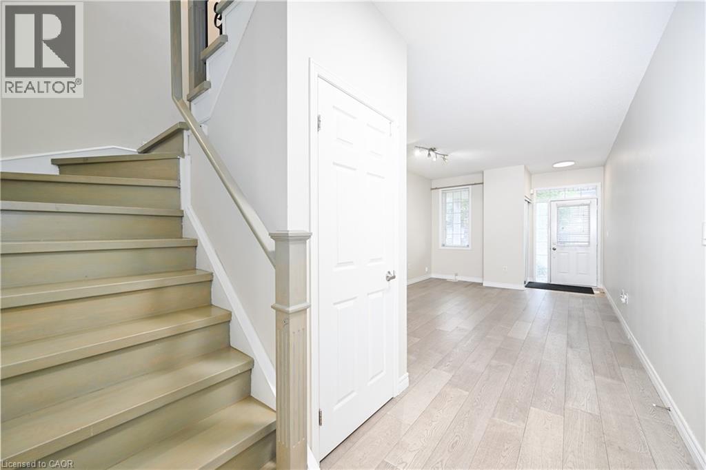 26 Springstead Avenue, Stoney Creek, Ontario  L8E 0B2 - Photo 16 - 40775148