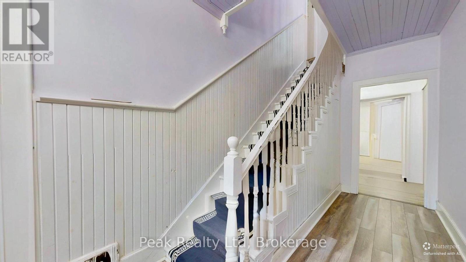 41 Douglas Street, Stratford, Ontario  N5A 5P3 - Photo 12 - X12436328