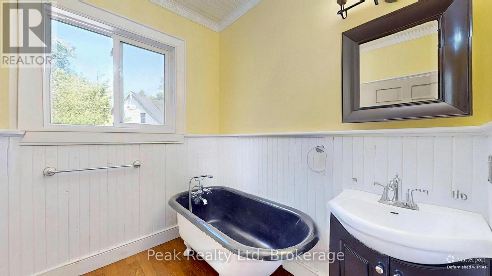 41 Douglas Street, Stratford, Ontario  N5A 5P3 - Photo 16 - X12436328