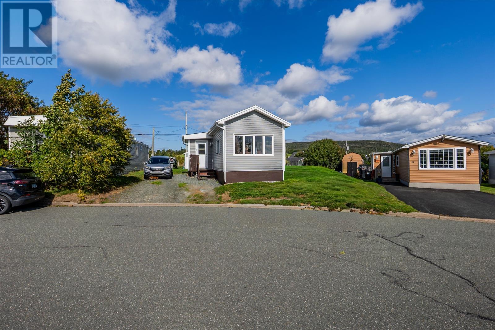 17 Meadowbrook Park Road, Goulds, Newfoundland & Labrador  A1S 1G1 - Photo 1 - 1291077