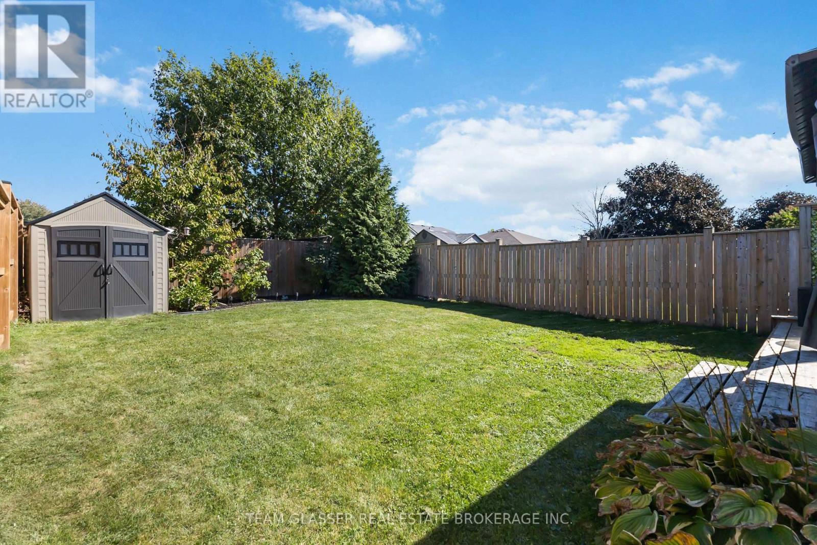 17 Carrie Crescent, St. Thomas, Ontario  N5R 6B9 - Photo 15 - X12436358