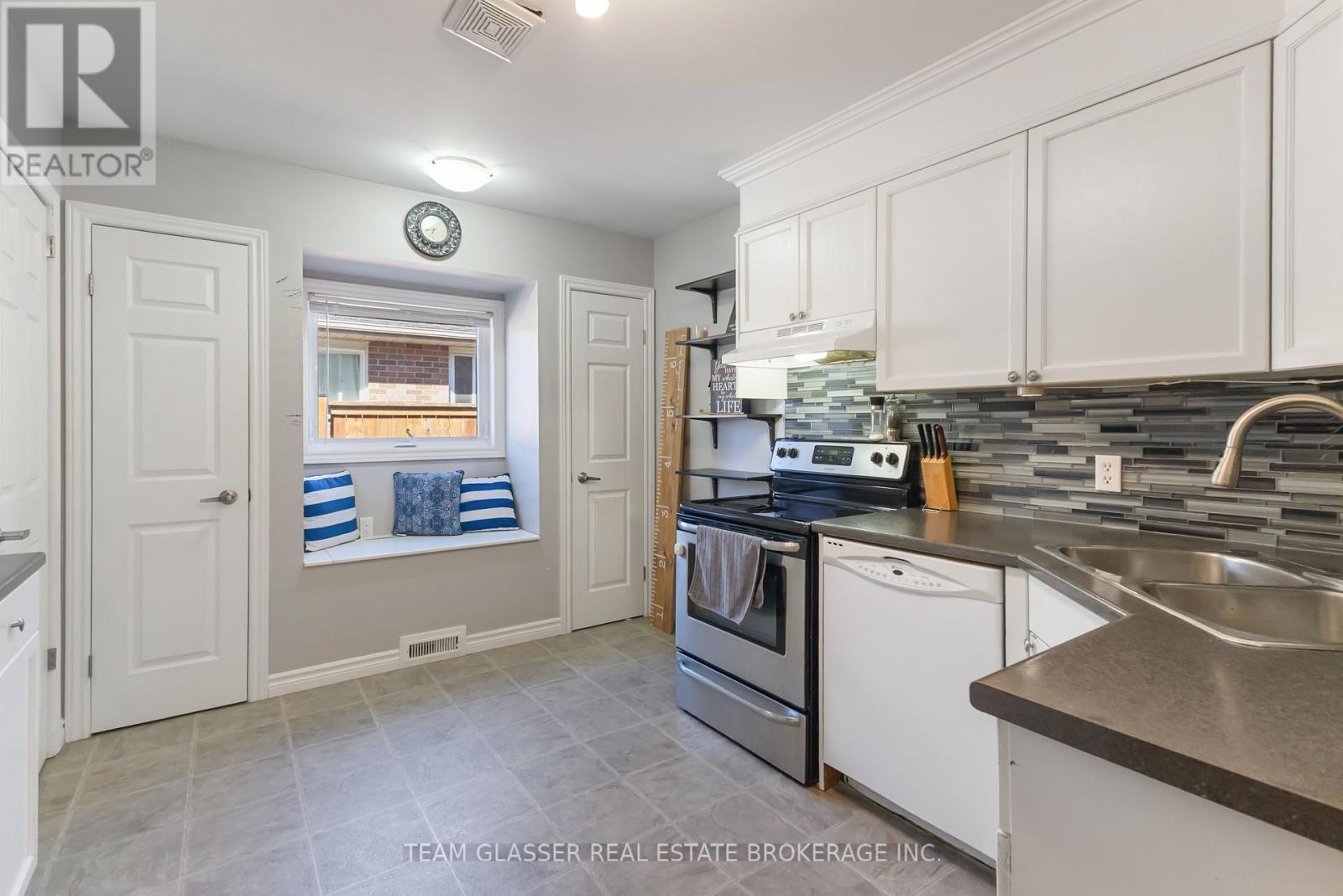 17 Carrie Crescent, St. Thomas, Ontario  N5R 6B9 - Photo 26 - X12436358