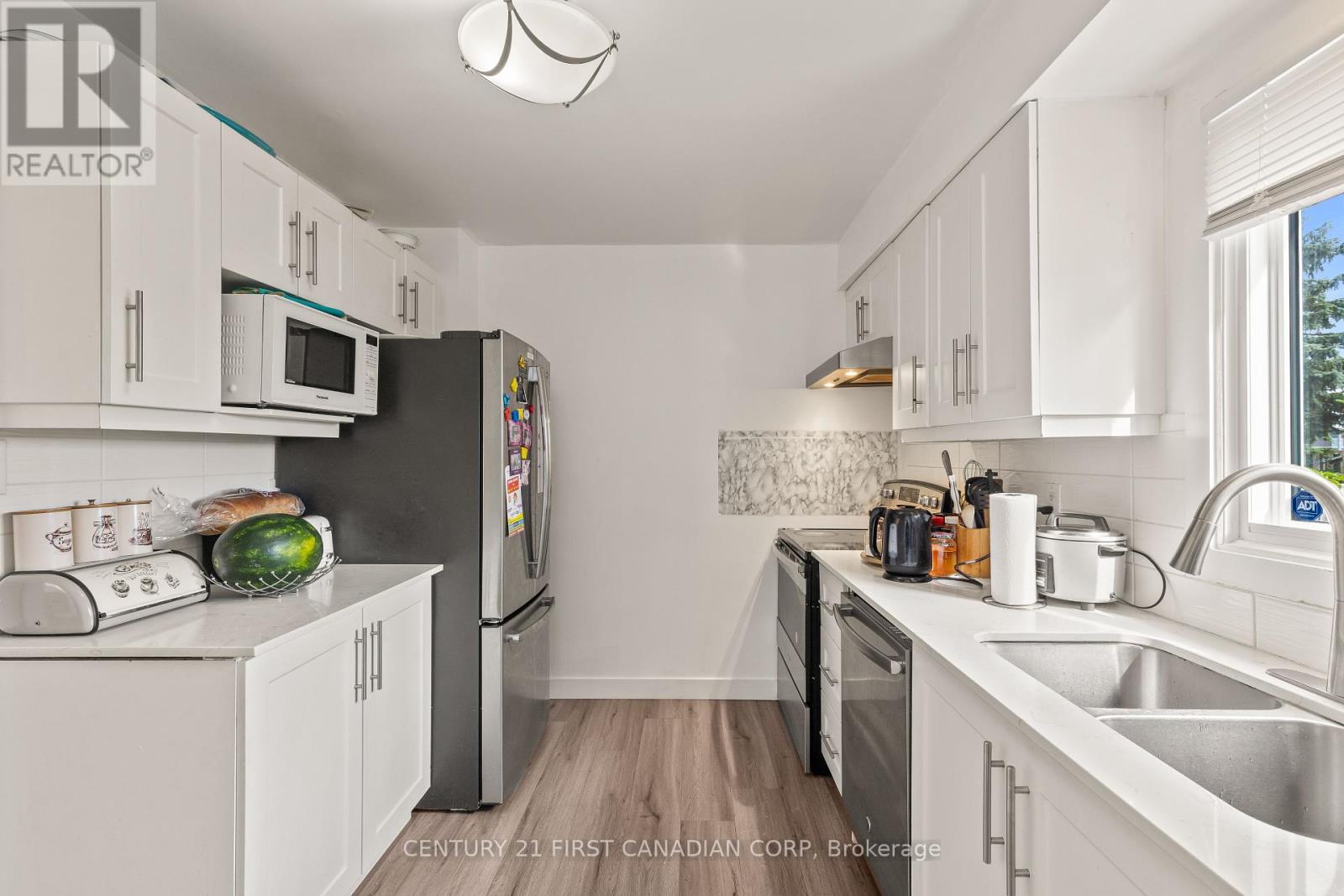 990 Lawson Road, London North, Ontario  N6G 3M2 - Photo 11 - X12436373
