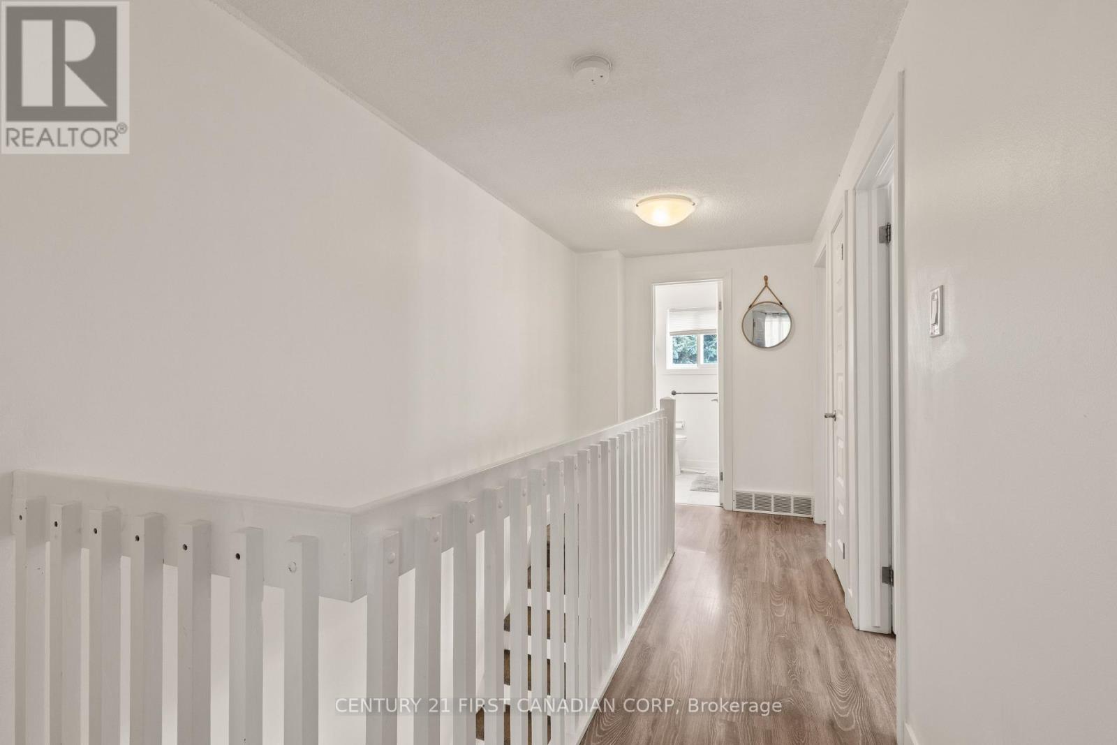 990 Lawson Road, London North, Ontario  N6G 3M2 - Photo 14 - X12436373
