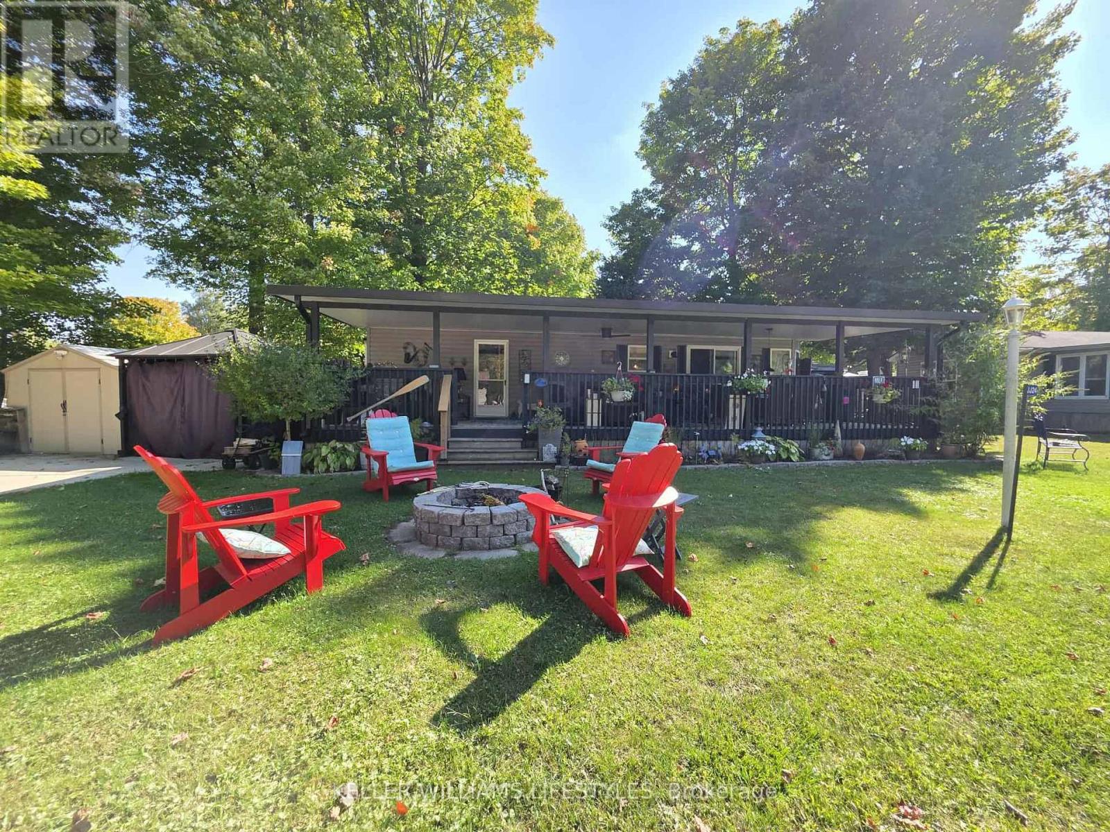 Jj24 - 9338 West Ipperwash Road, Lambton Shores, Ontario  N0N 1J2 - Photo 1 - X12436425