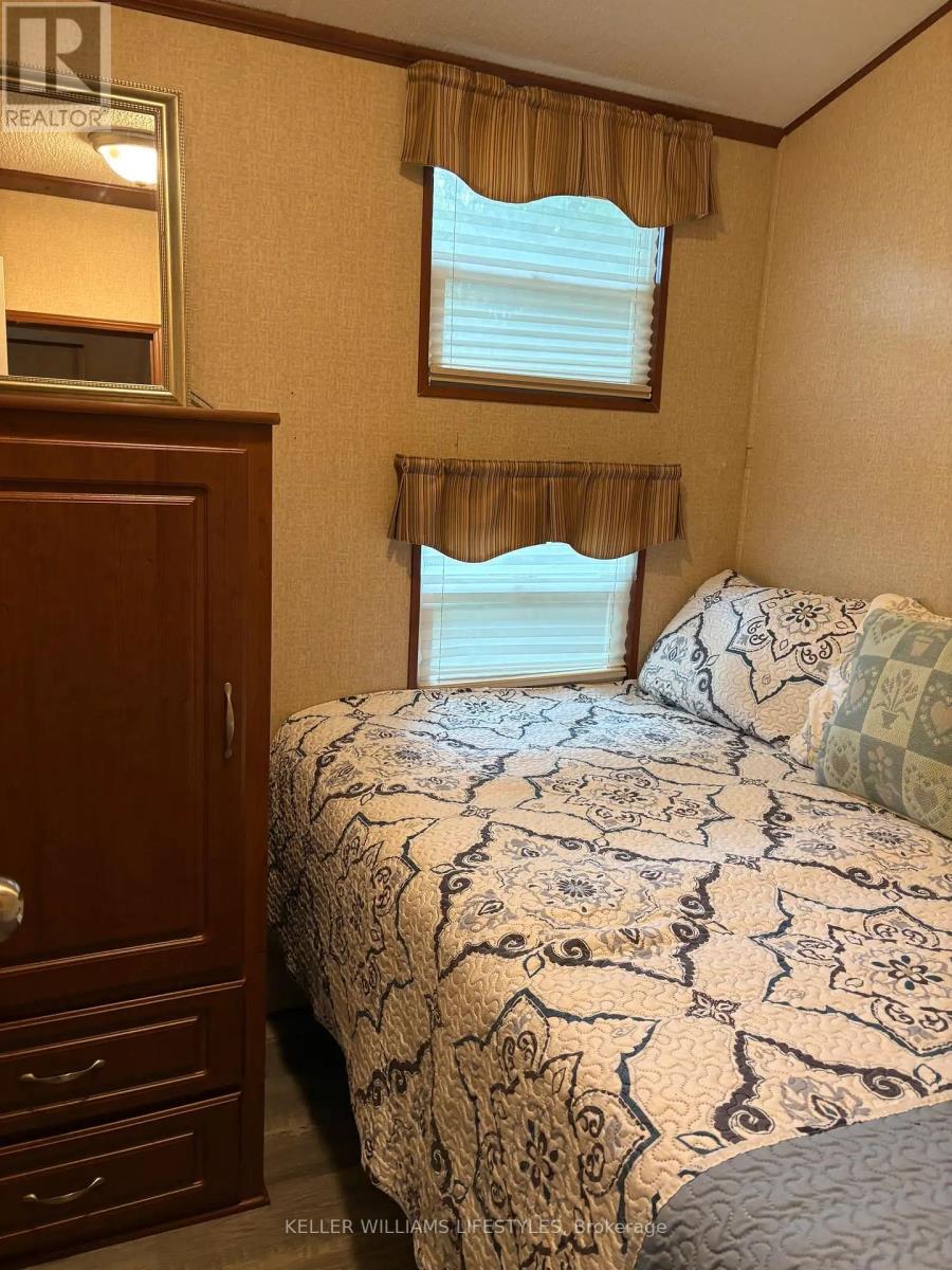 Jj24 - 9338 West Ipperwash Road, Lambton Shores, Ontario  N0N 1J2 - Photo 14 - X12436425