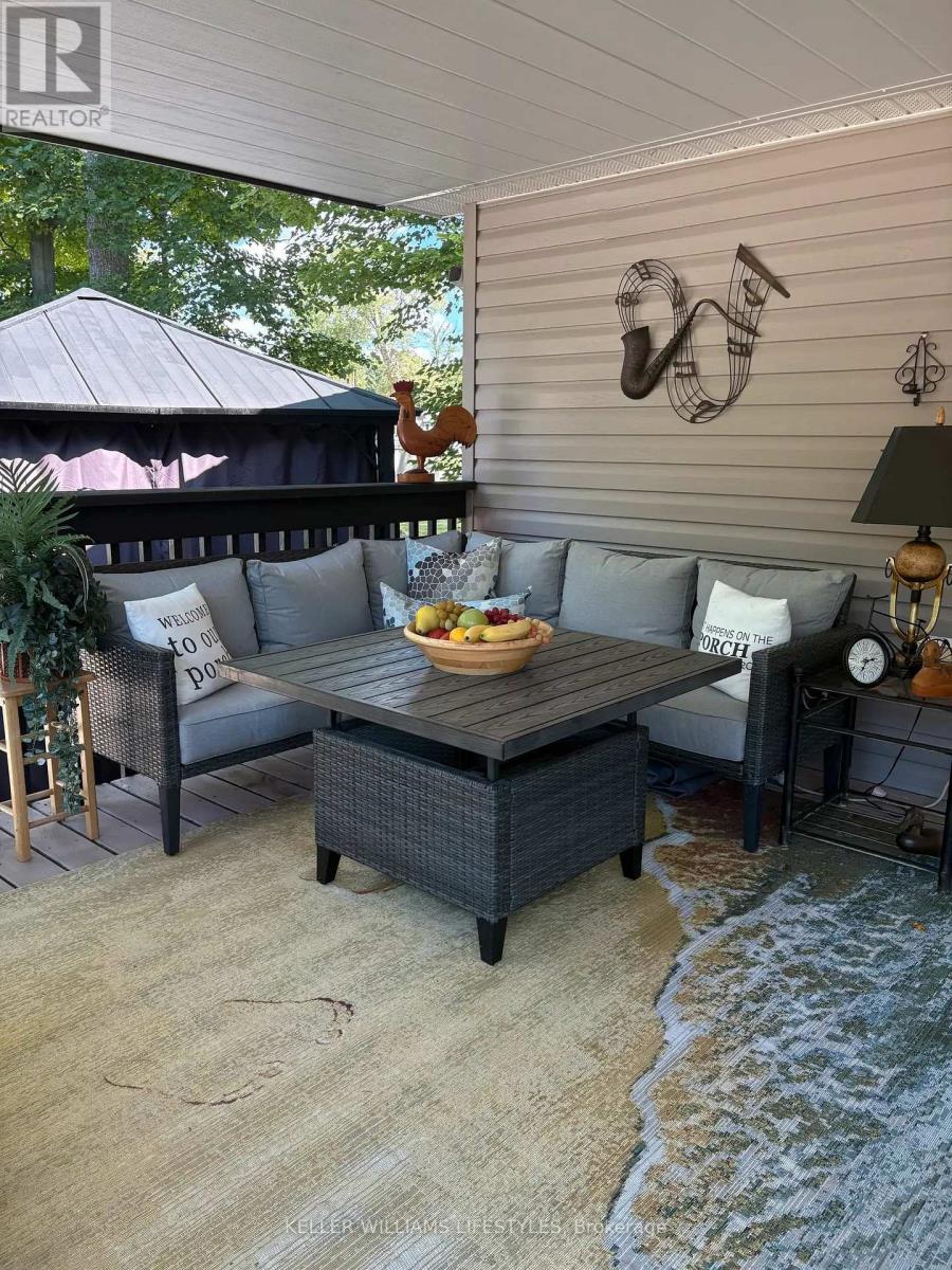 Jj24 - 9338 West Ipperwash Road, Lambton Shores, Ontario  N0N 1J2 - Photo 17 - X12436425